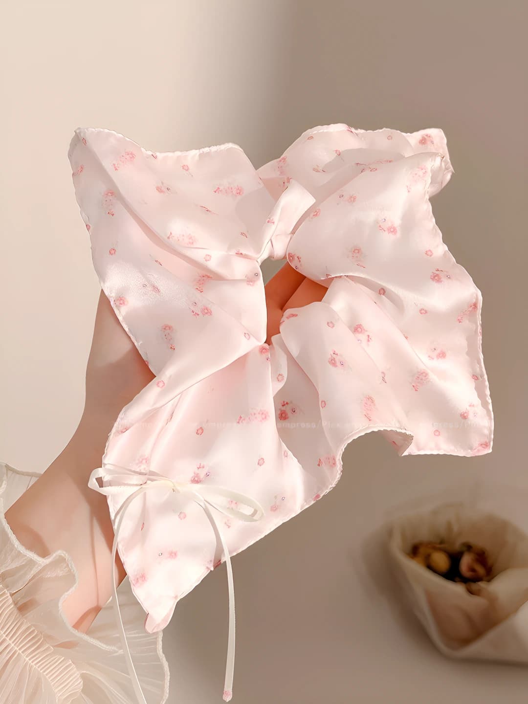 5# Satin small flowers 9 cm
