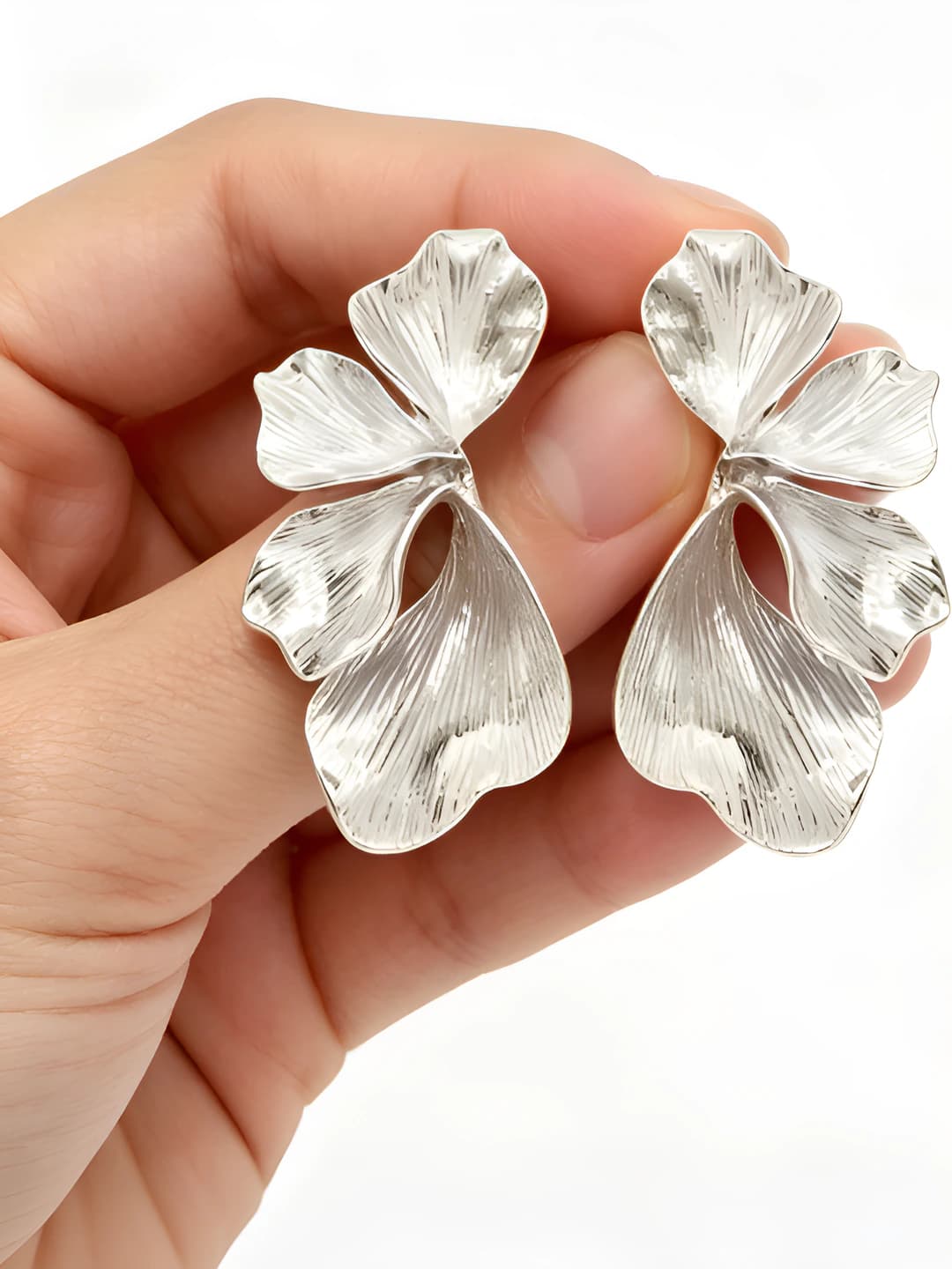 Silver leaf stud earrings