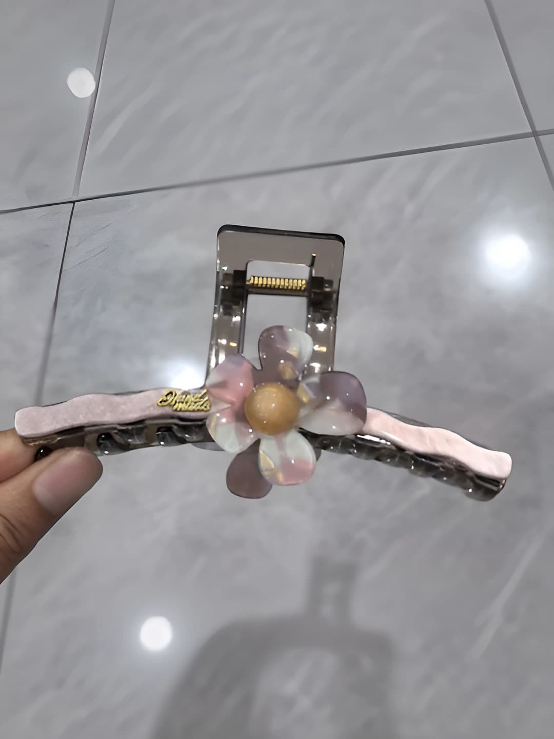 1# Rang-barang binafsha gulli soch qisqichi ~13 sm