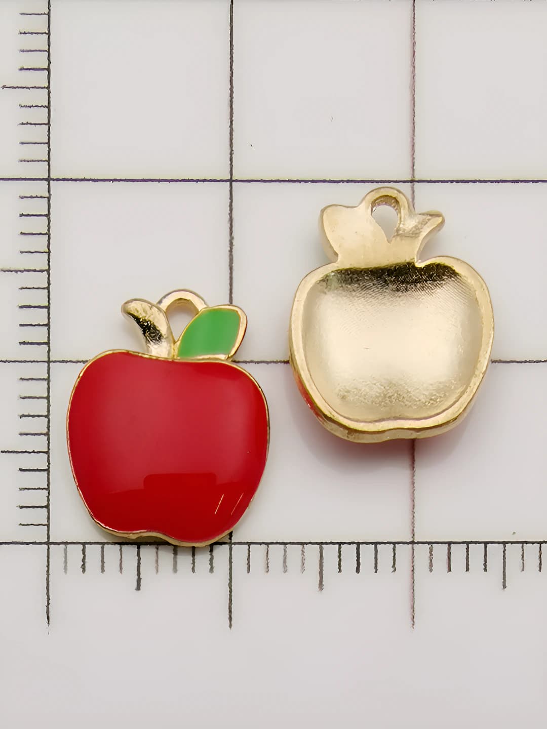 1 pc red apple 12x15-0.7g-10851