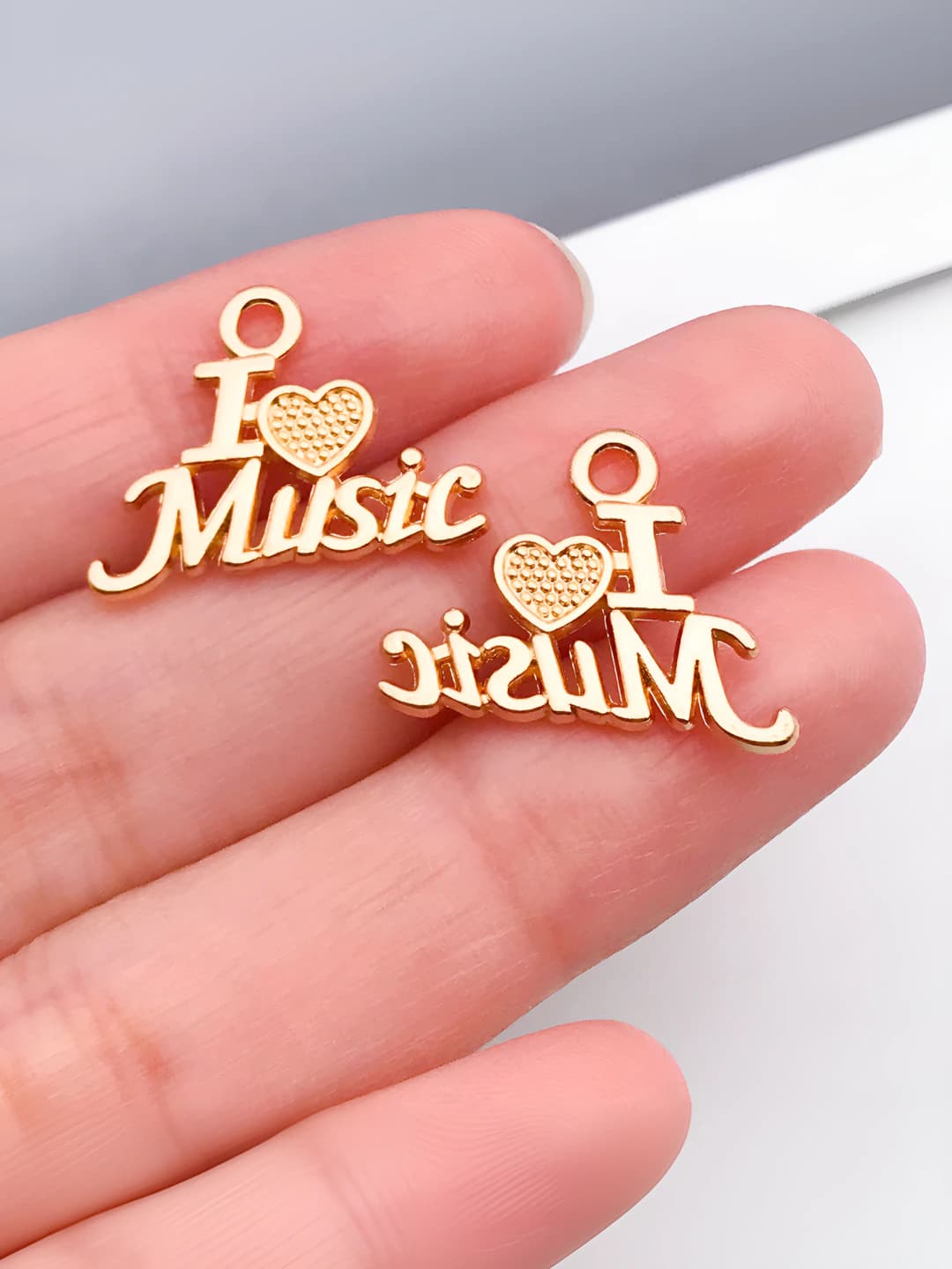 1 dona musiqa asbobi yurak MUSIC 15x20mm-1g