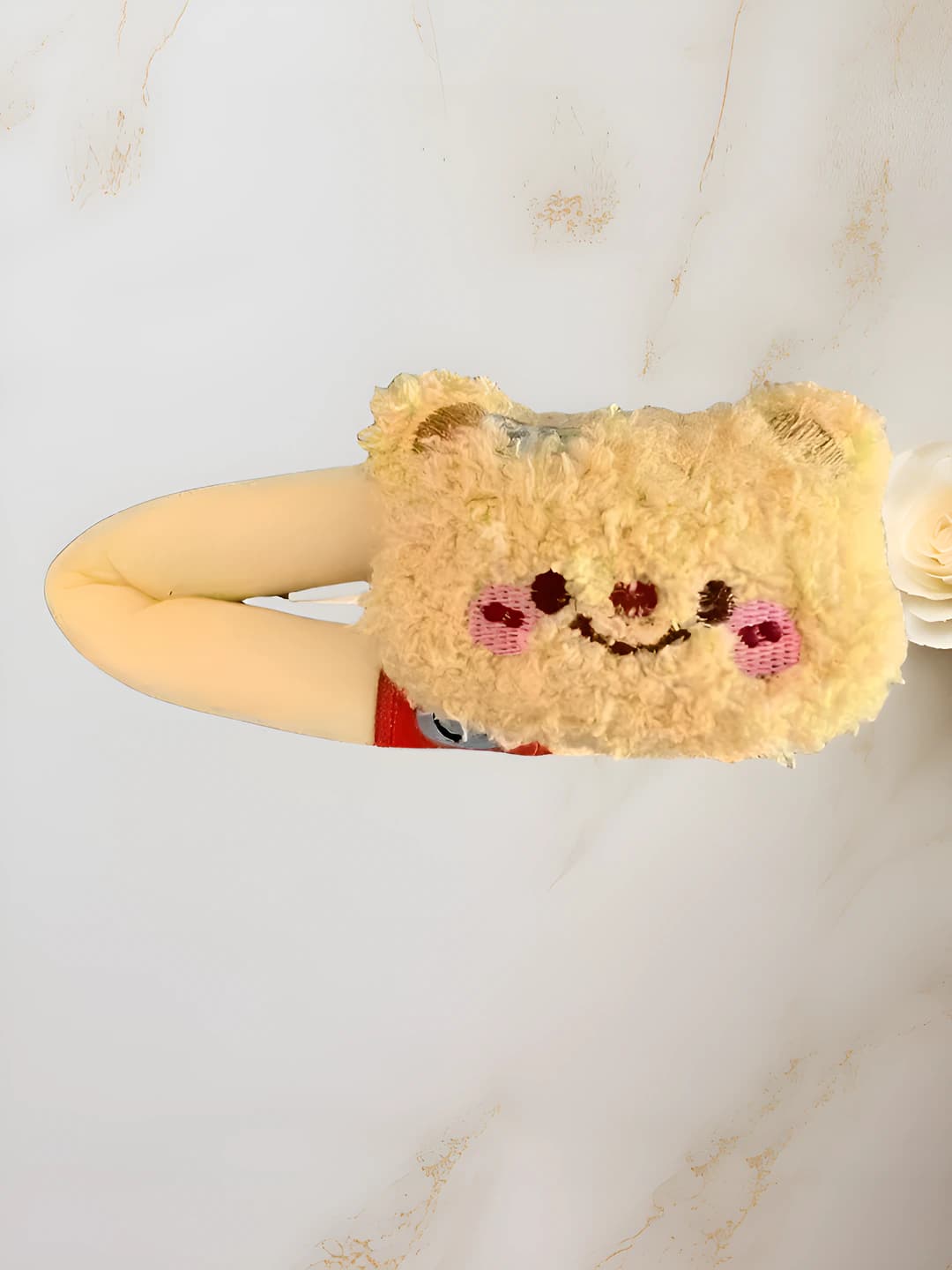 Yellow bear head