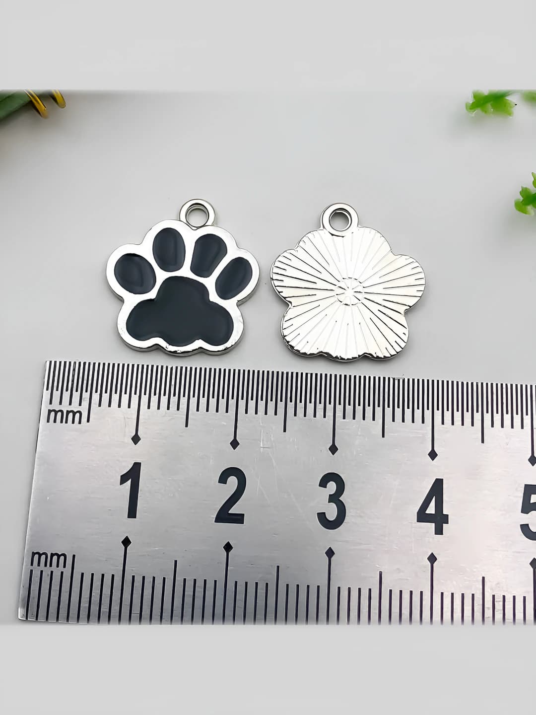 Коготь кошки 16x17mm-1.2g