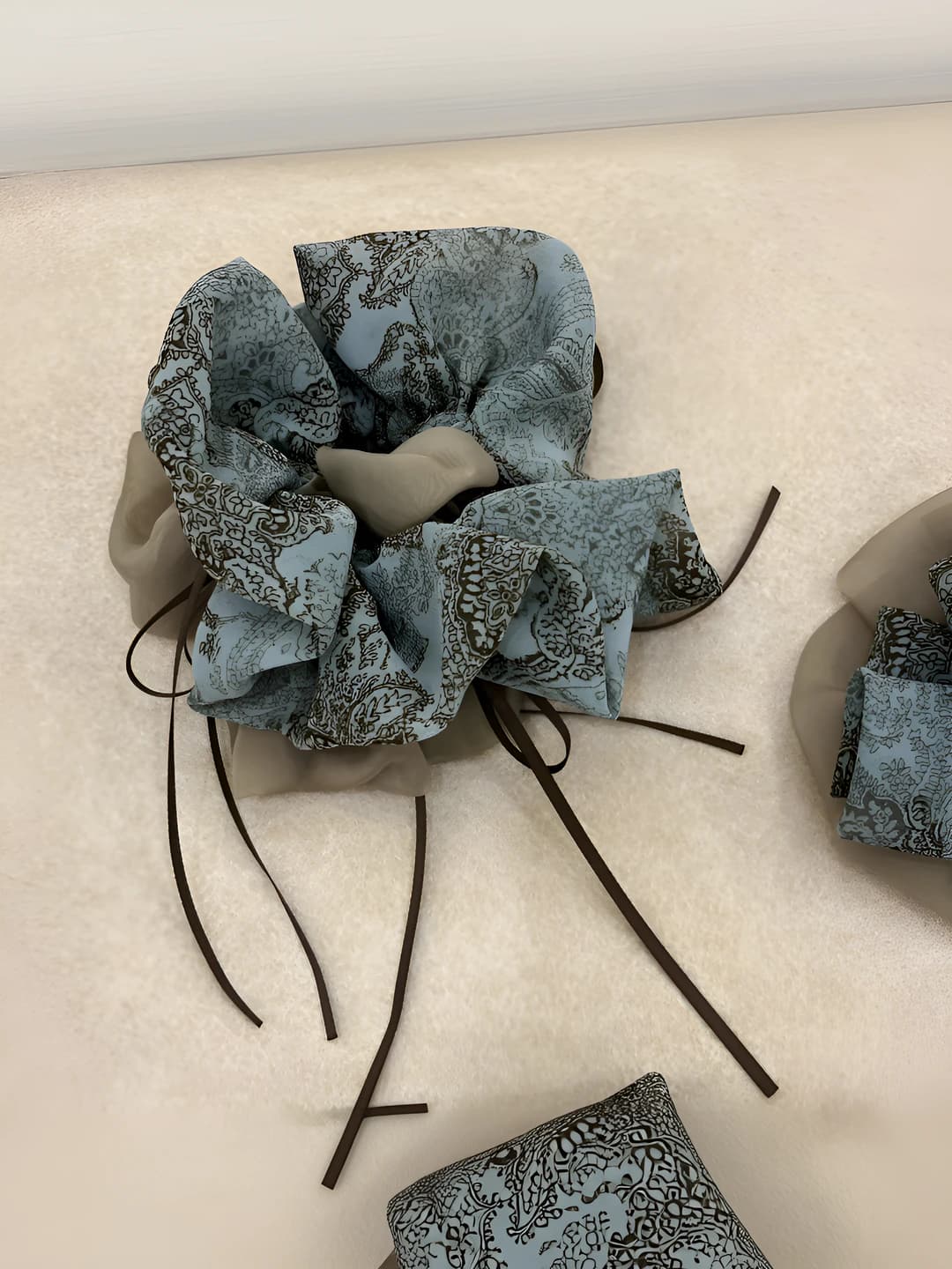 F2058 Blue coffee