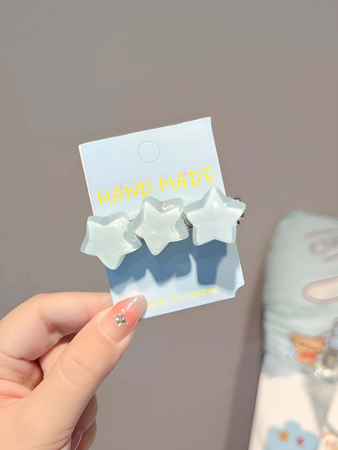 Three stars, 5 cm