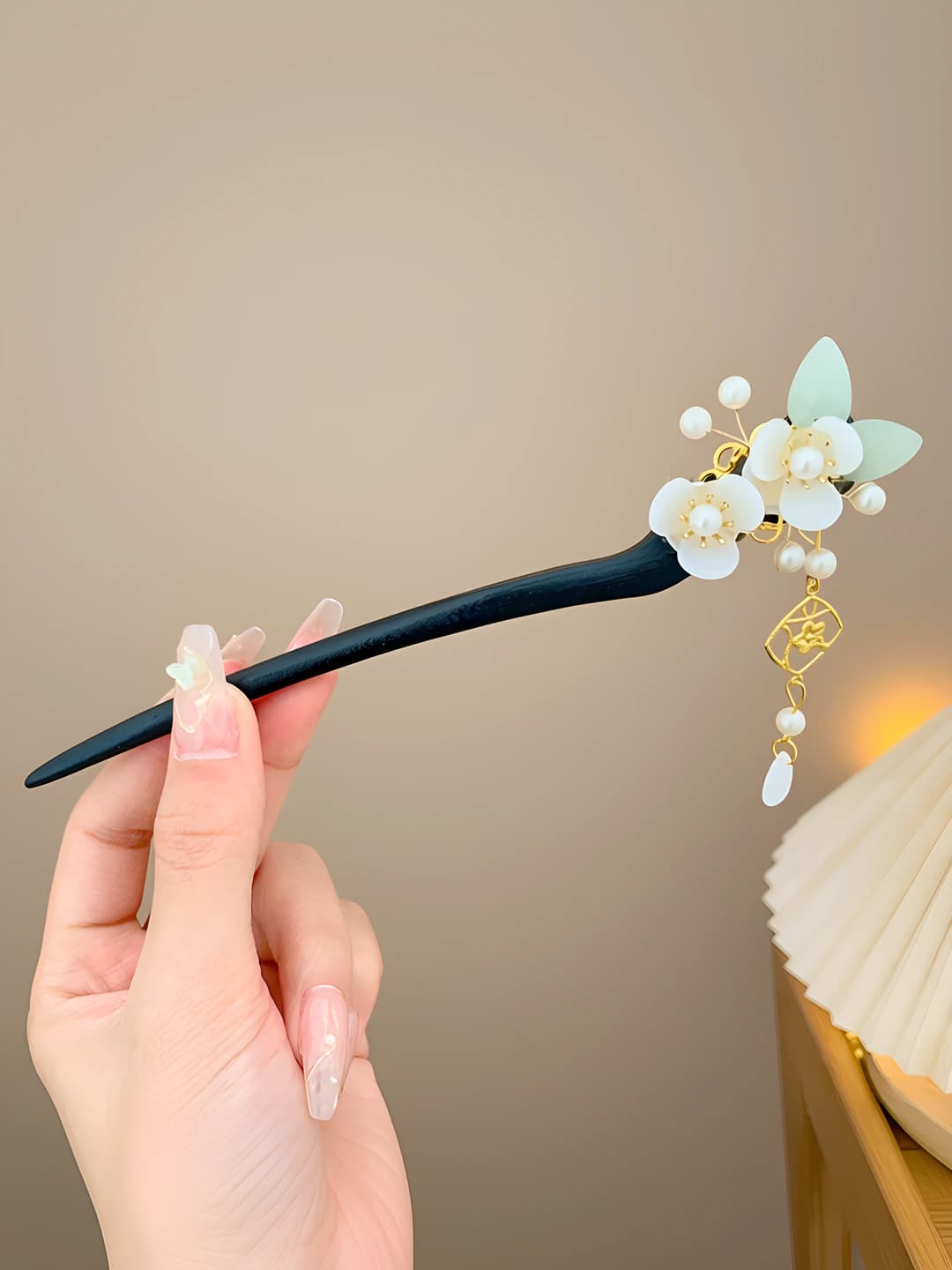 11# Jade rangi ikki gulli yashil barg