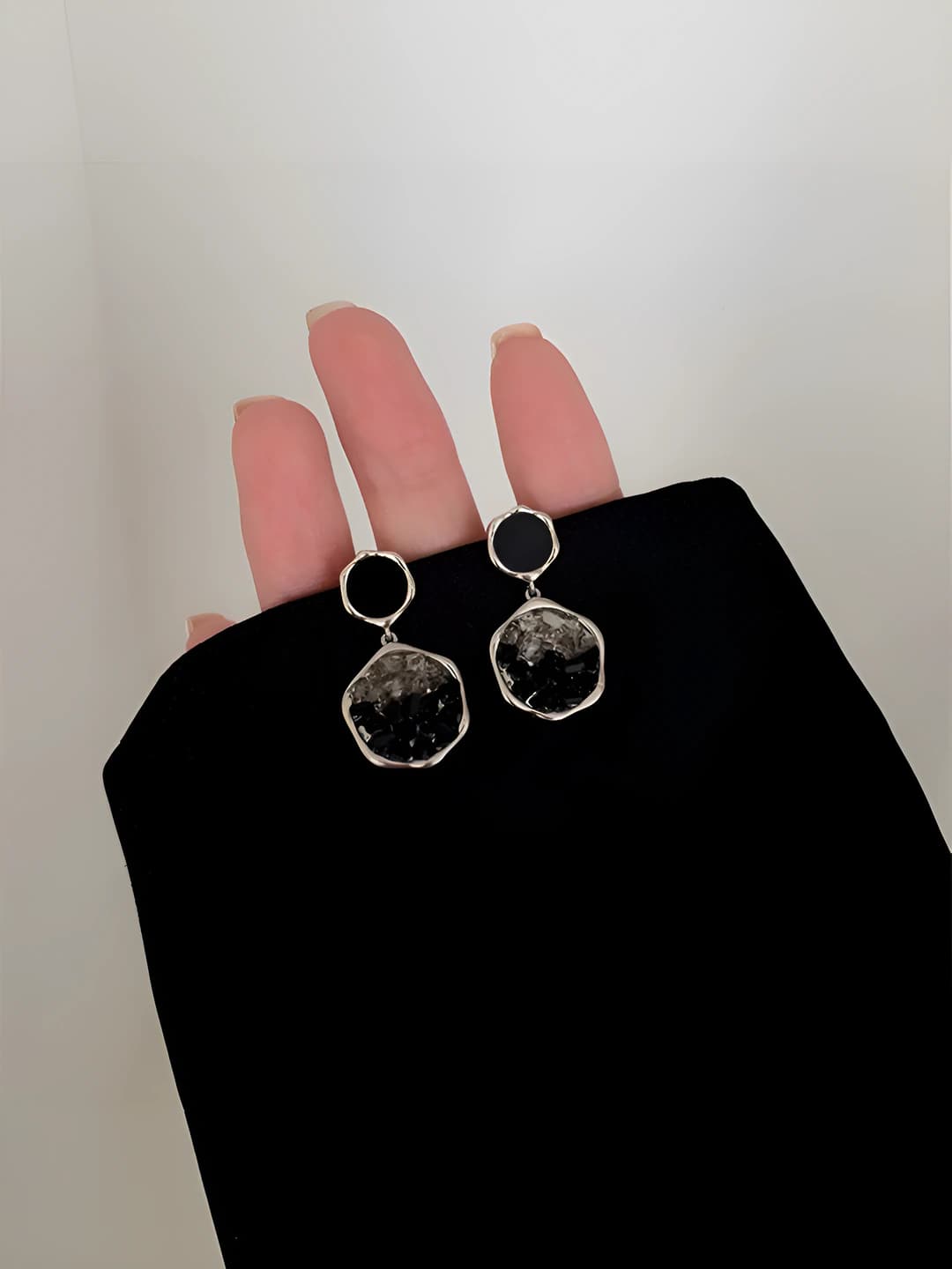 Qora kristal kontrast