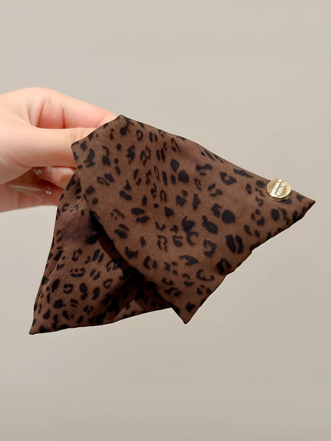 Leopard uchburchak 13 sm