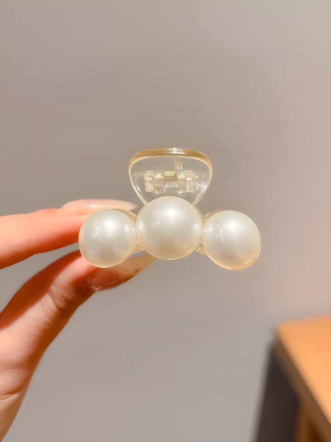 10# Three pearl small clip