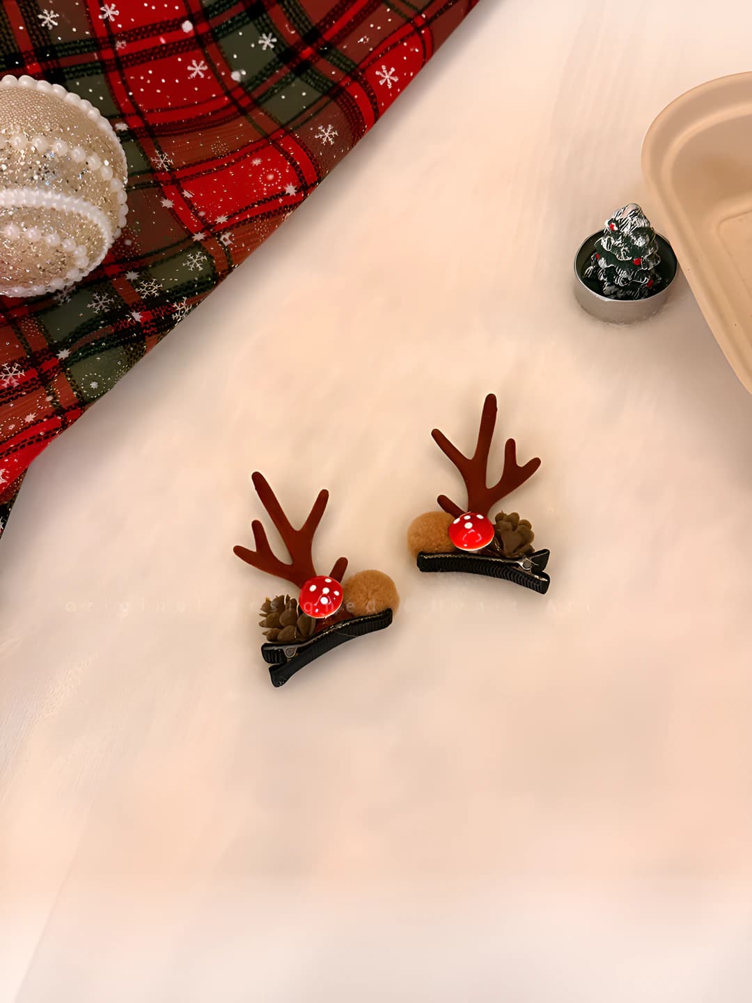 Coffee deer, pair