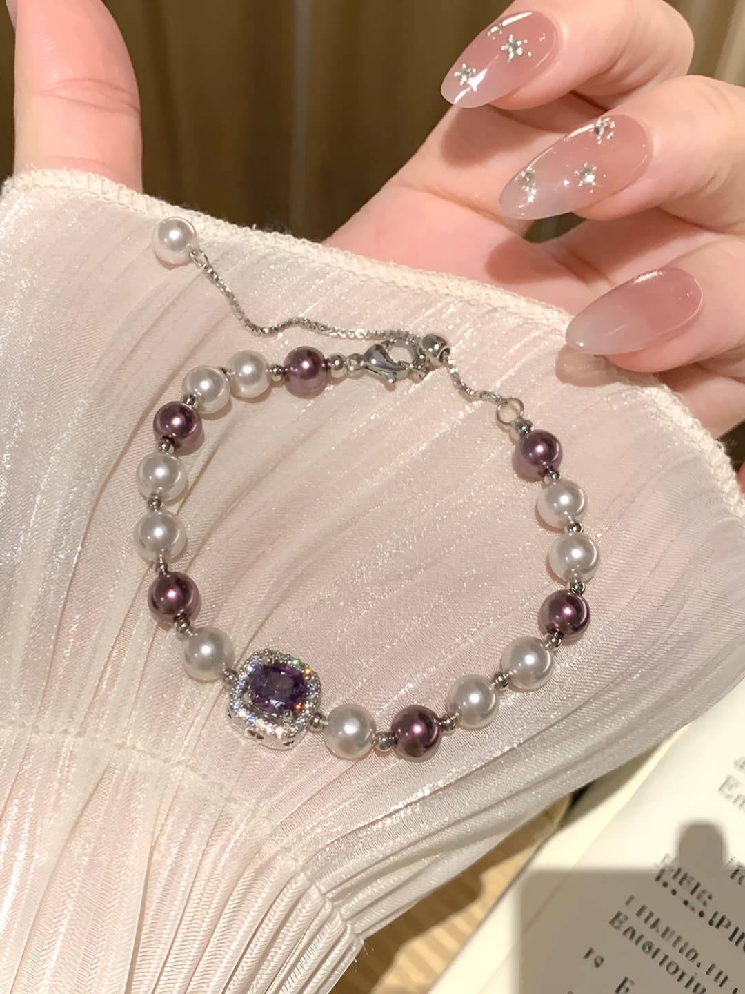 Women's French style light luxury bracelet with cubic zirconia and square pearls