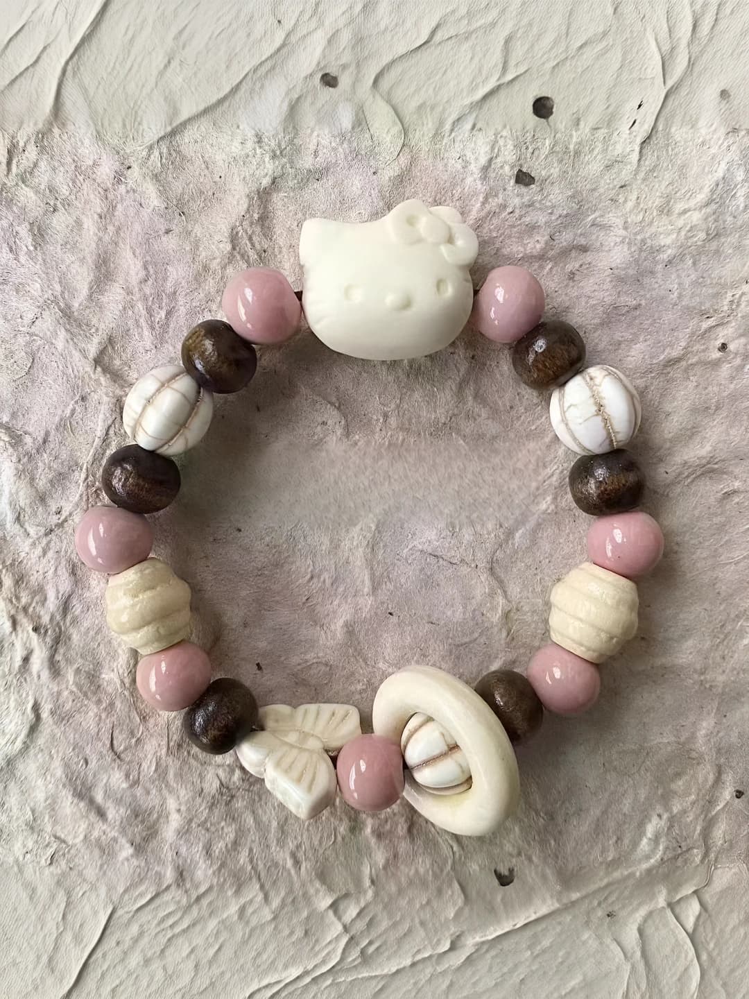 Women's Hello Kitty and kitten design beaded bracelet, sweet and cool style, for students