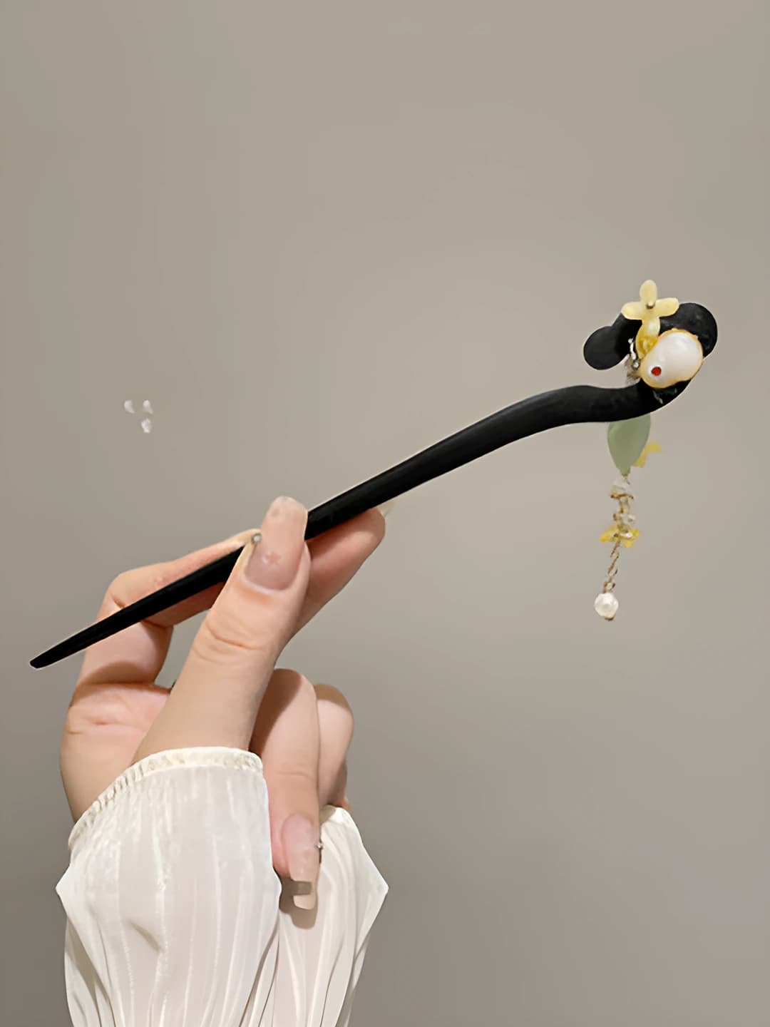 16# White jade yellow flowers hairpin