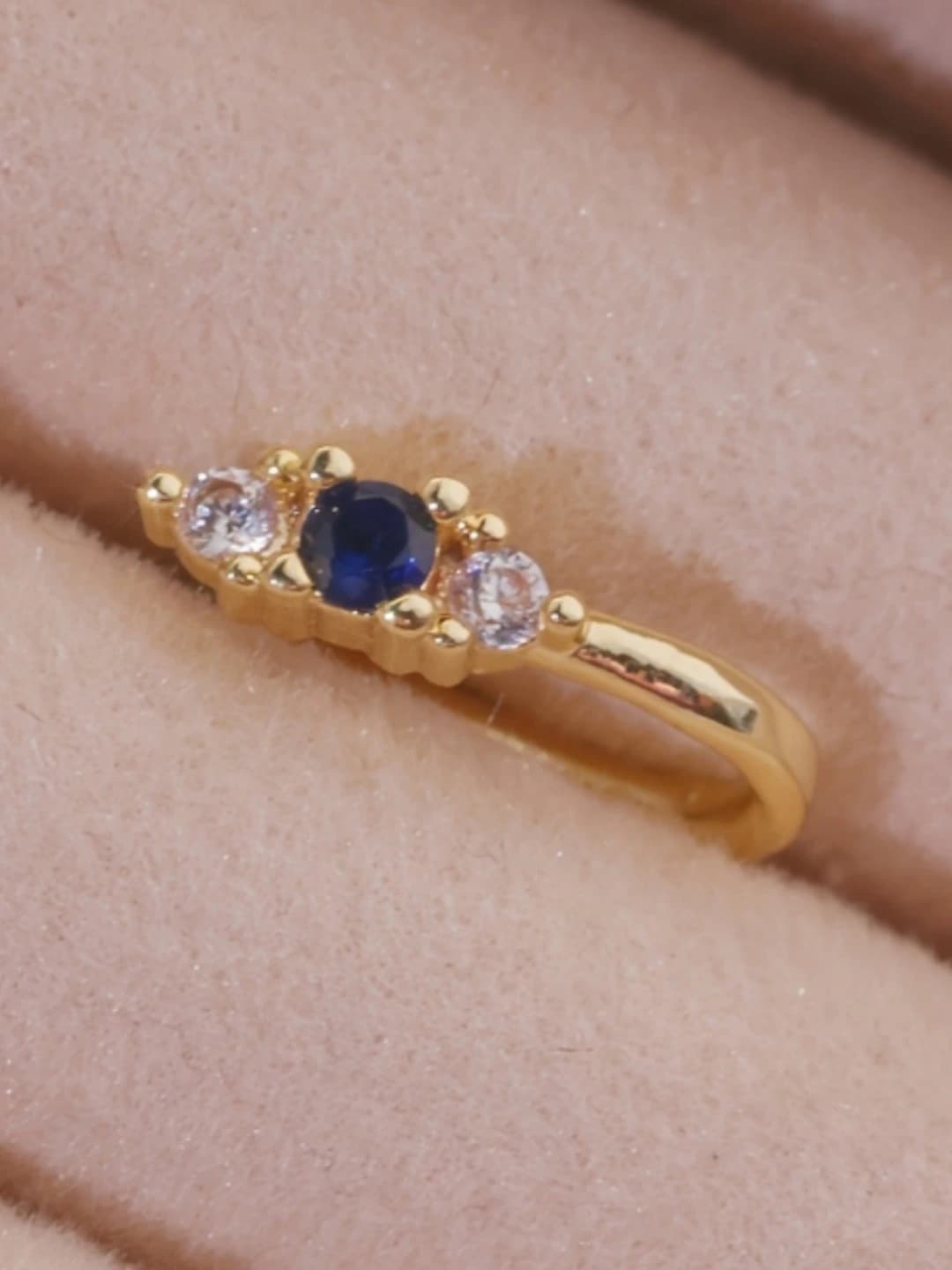 A3664-1 Blue zircon nose clip, gold, 1 pc