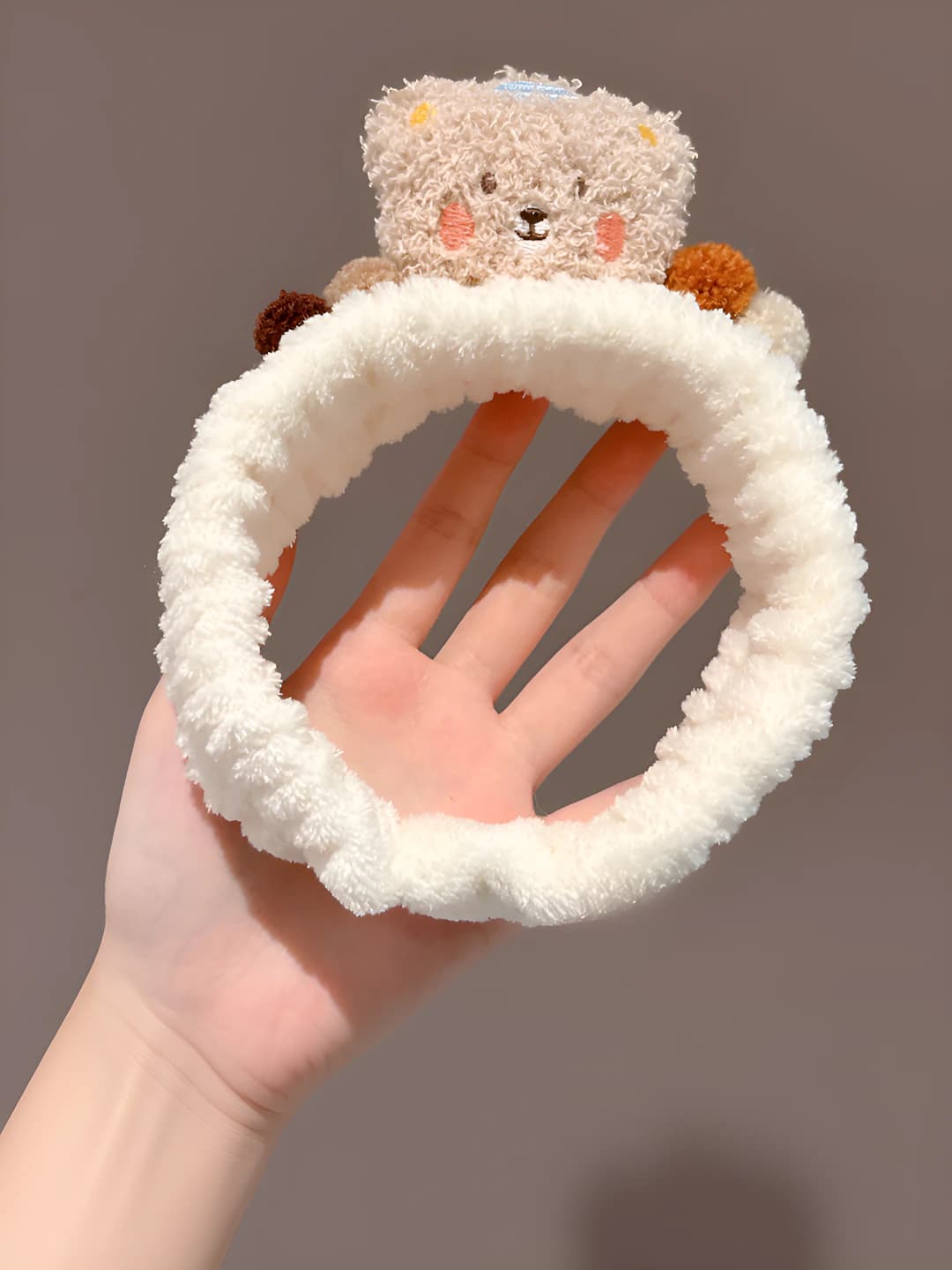 3# Tort ayiq, oqsimon, ~20 cm