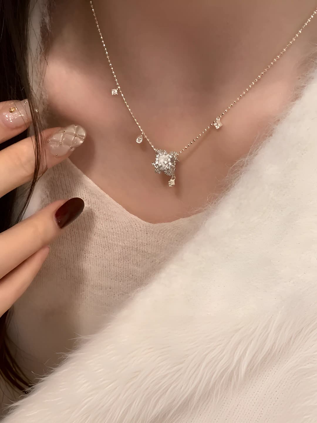 Women's silver pendant necklace, geometric shape, zircon, tassel, brushed finish, adjustable length (21-50 cm)