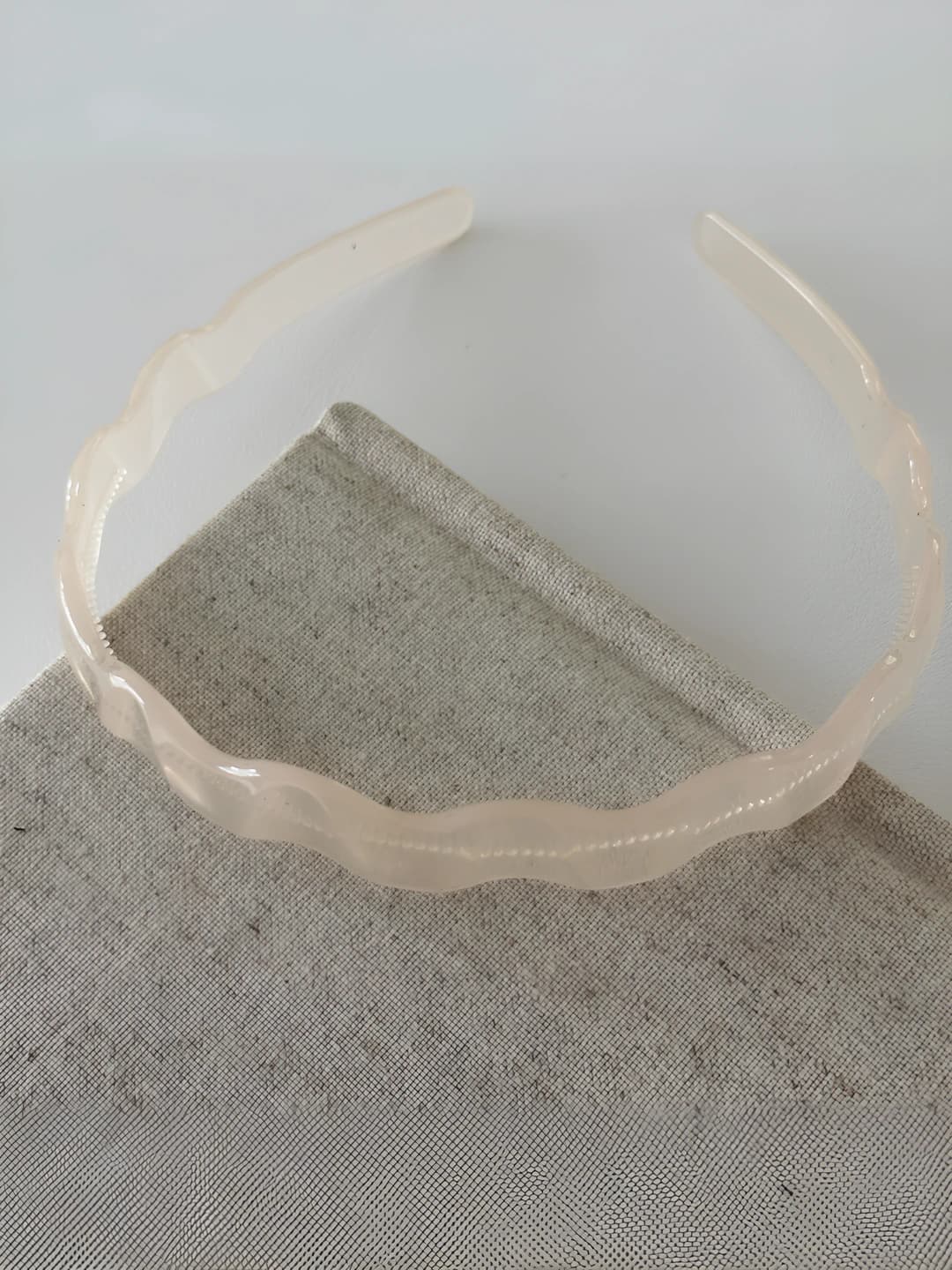#2 Beige wavy