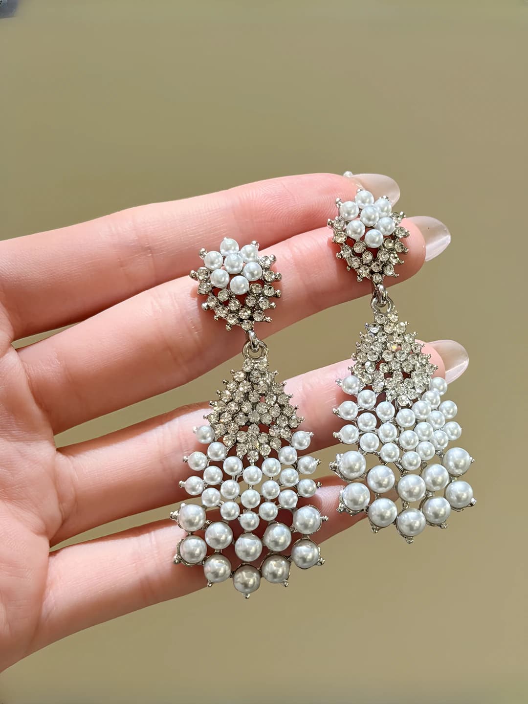 Серебряная игла - Серебряный