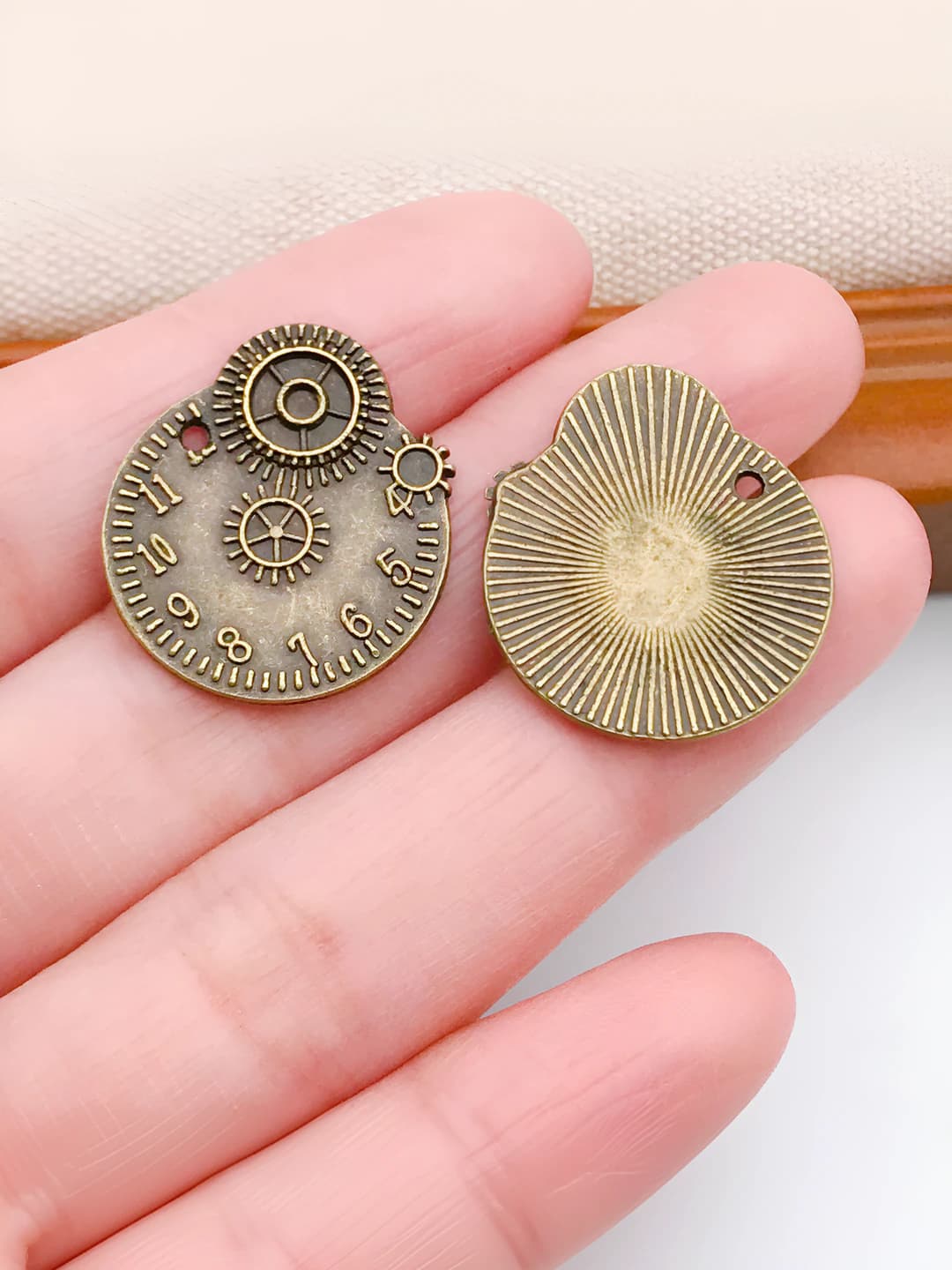 1 круглая малая шестерня 20×22mm-2.7g-6379