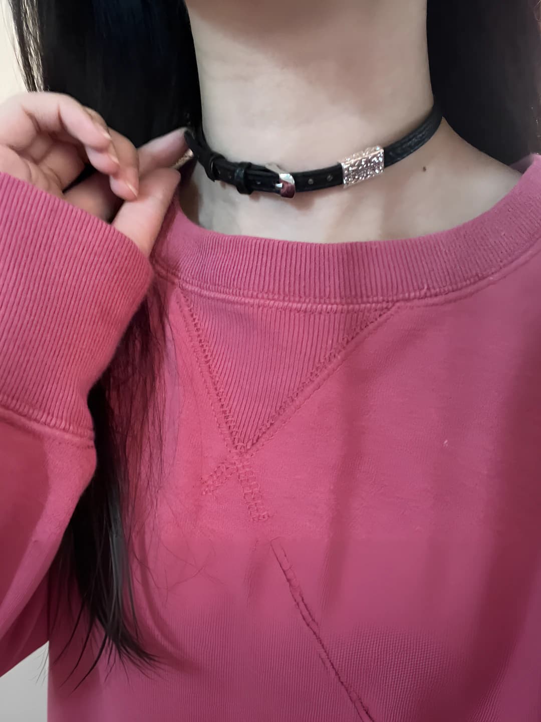 Black leather choker