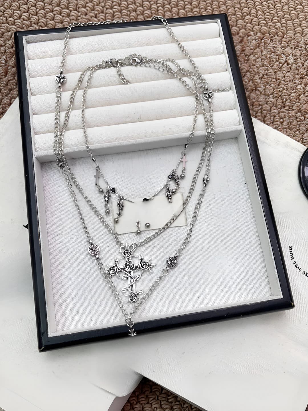 Ikki qatlamli xochli zanjir