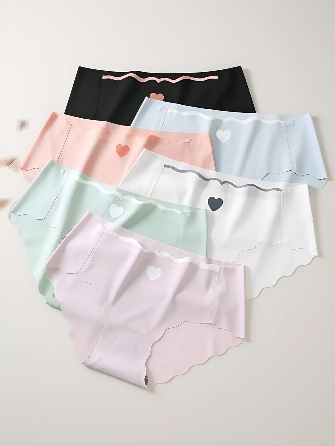 Women's seamless, thin, breathable, plus size briefs in ice-silk fabric with pure cotton gusset, for spring