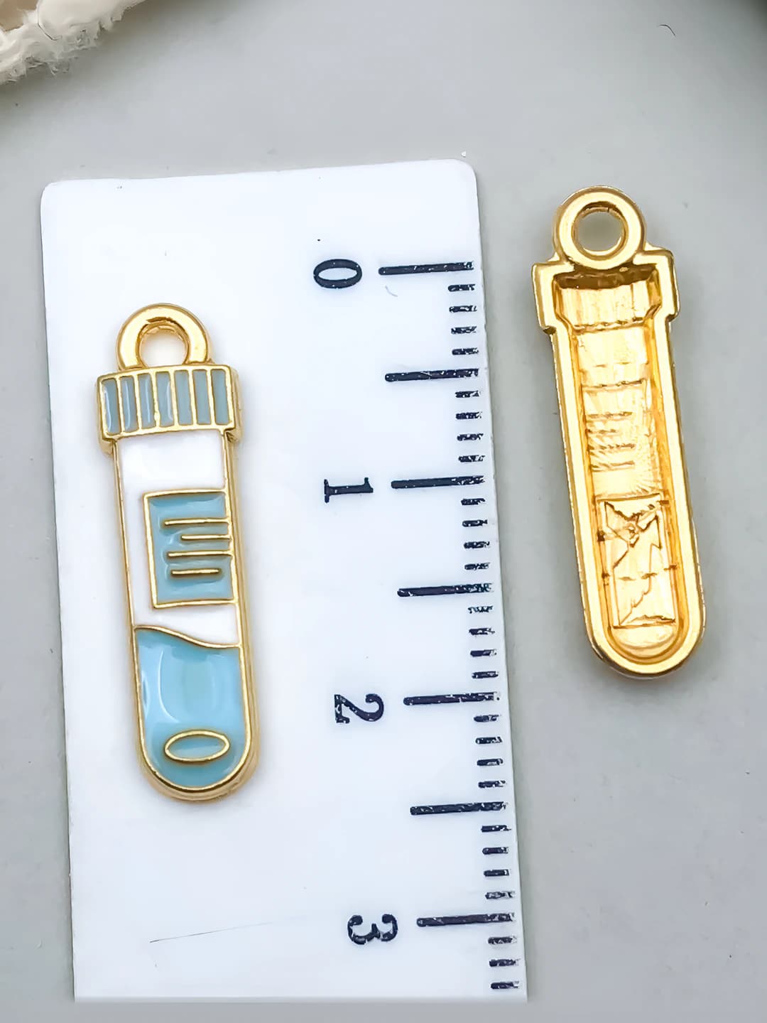 Ko'k tibbiyot probirka 23x7mm-0.8g