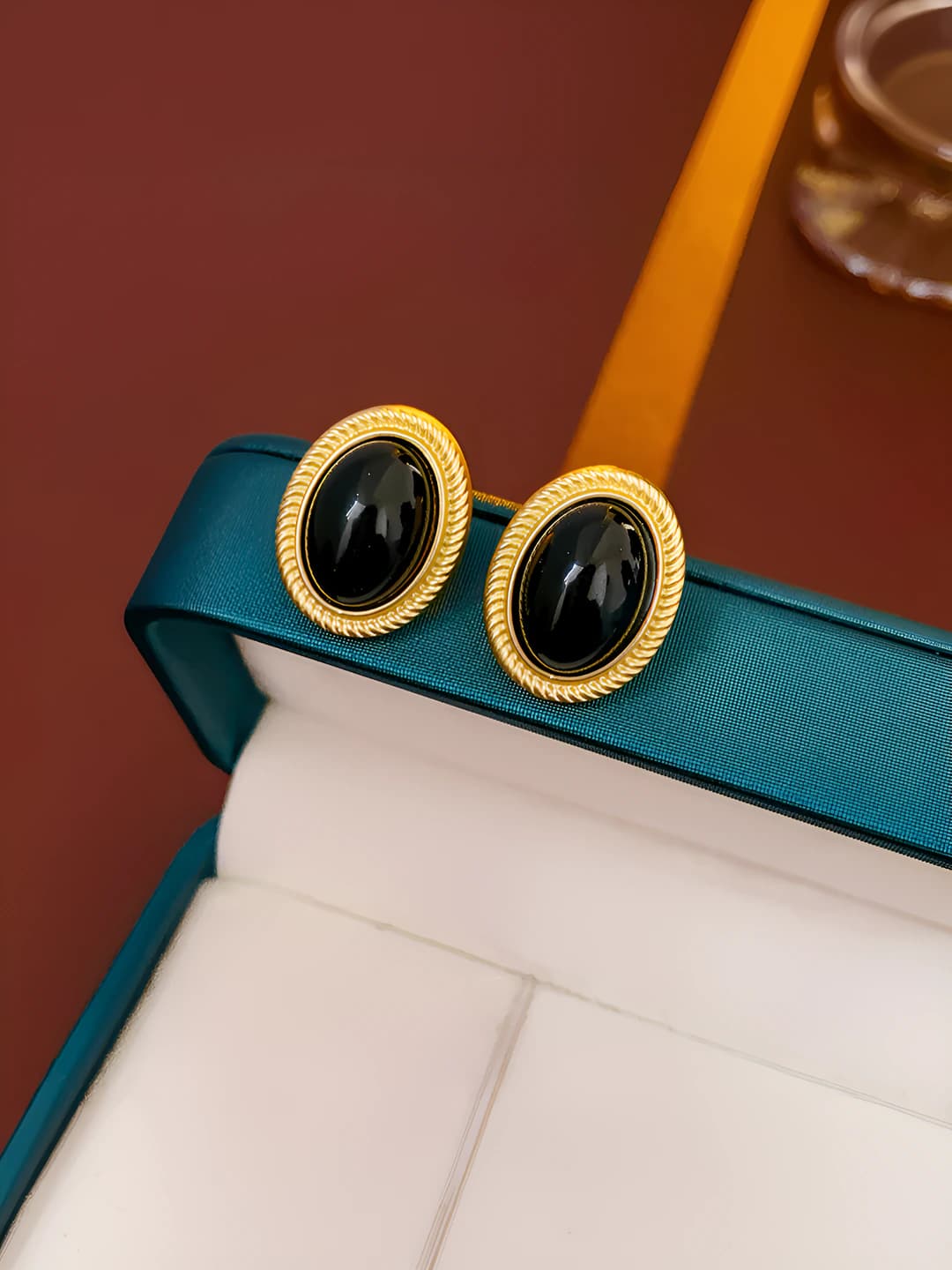 9# Silver pin - Gold - Black