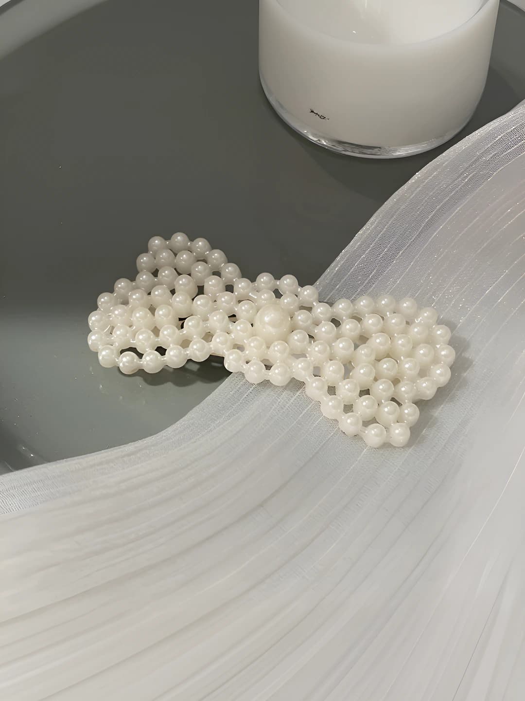 14# Pearl bow butterfly 8cm
