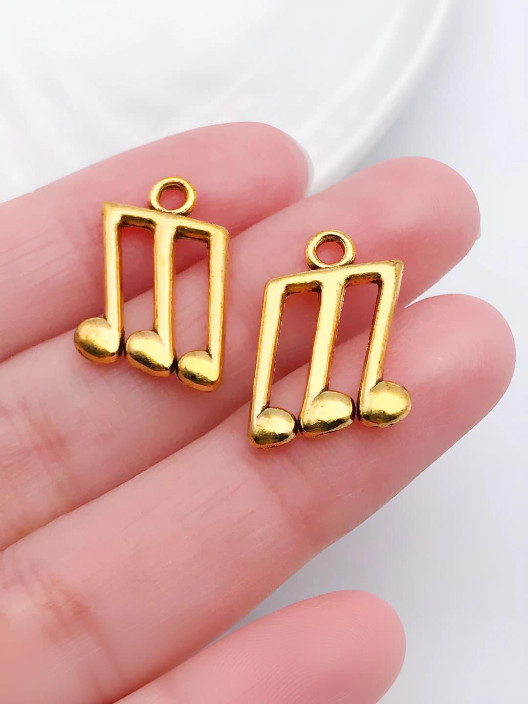 1 шт музыкальная нота 13x21mm-1.35g-20891