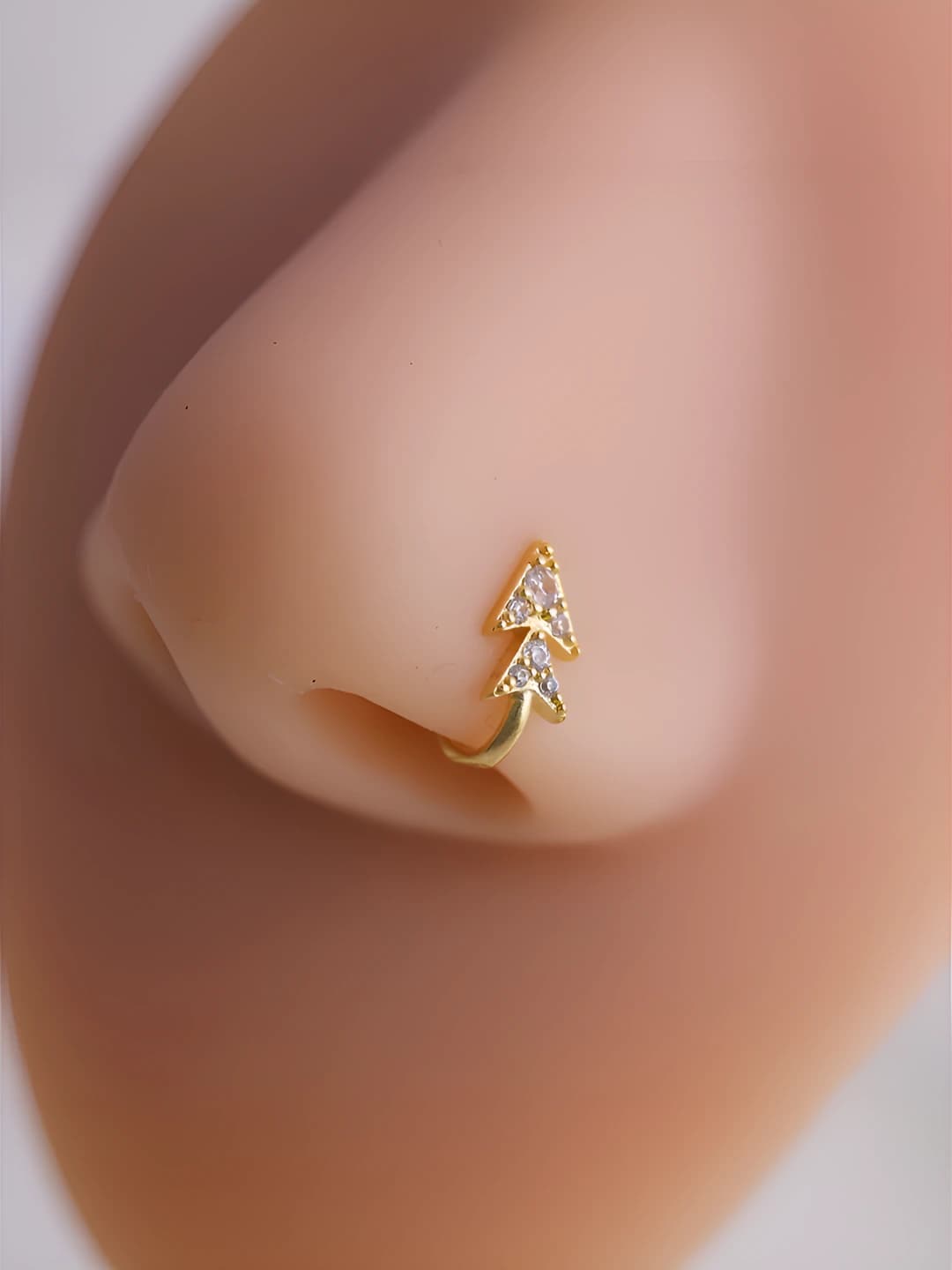 Pine tree zircon U-nose clip (1 pc)