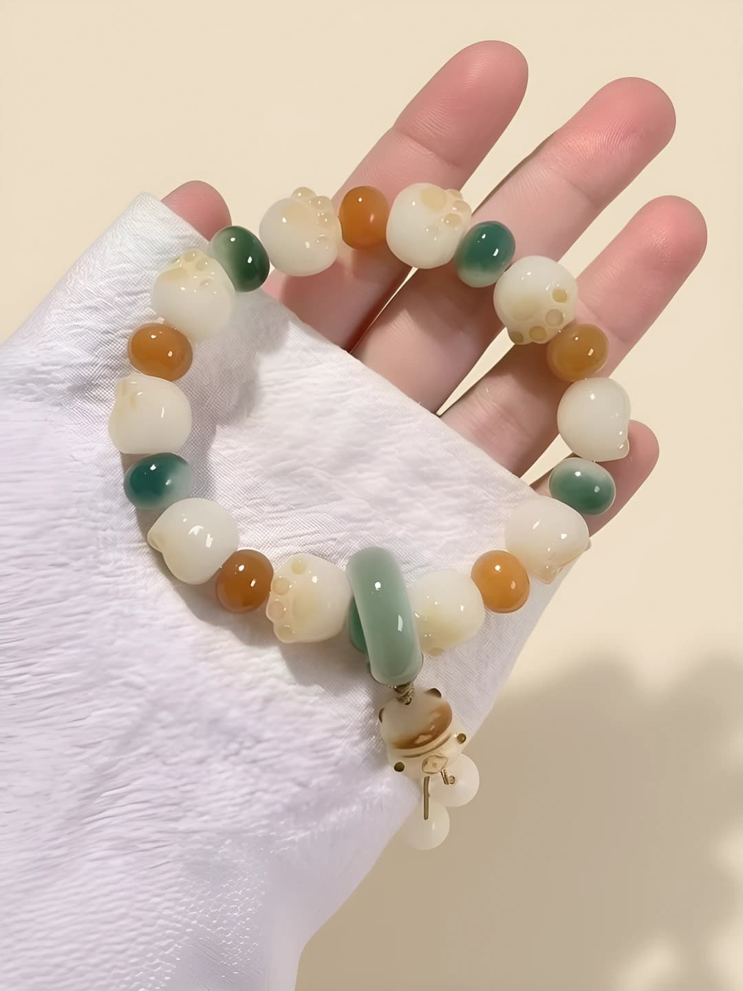 Bodhi cat paw bracelet [1 pc]