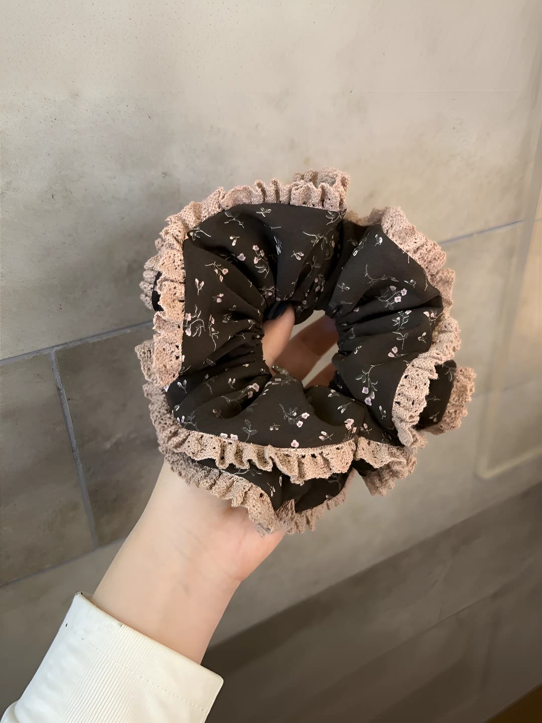 19# Coffee floral hair tie - 15cm
