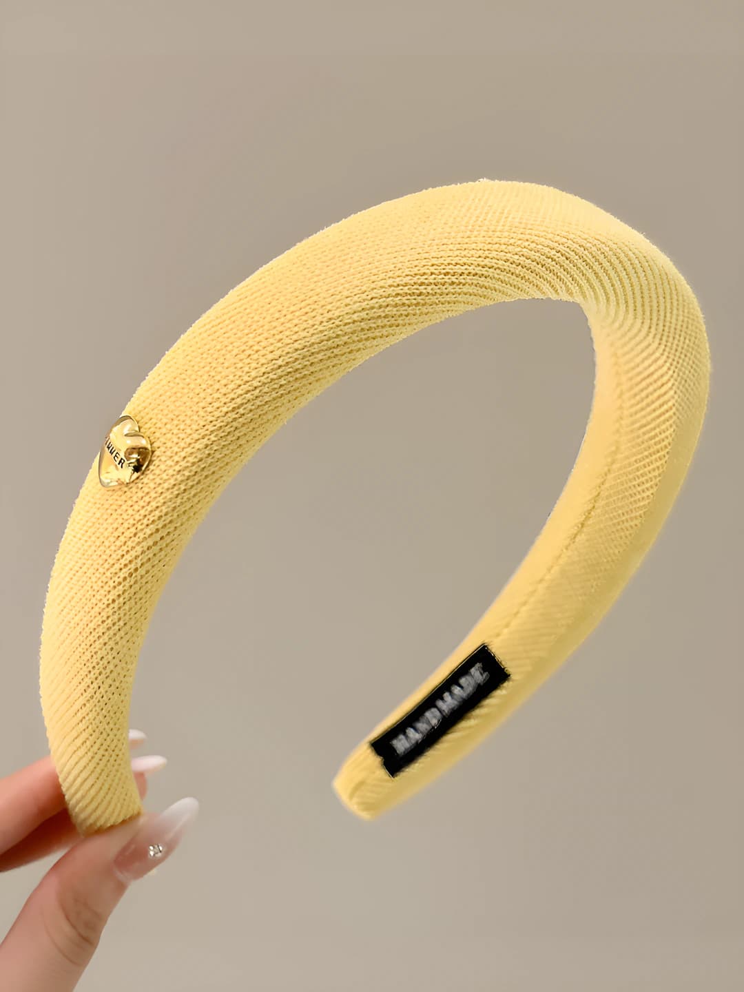 3# Yellow, heart, 2.6 cm