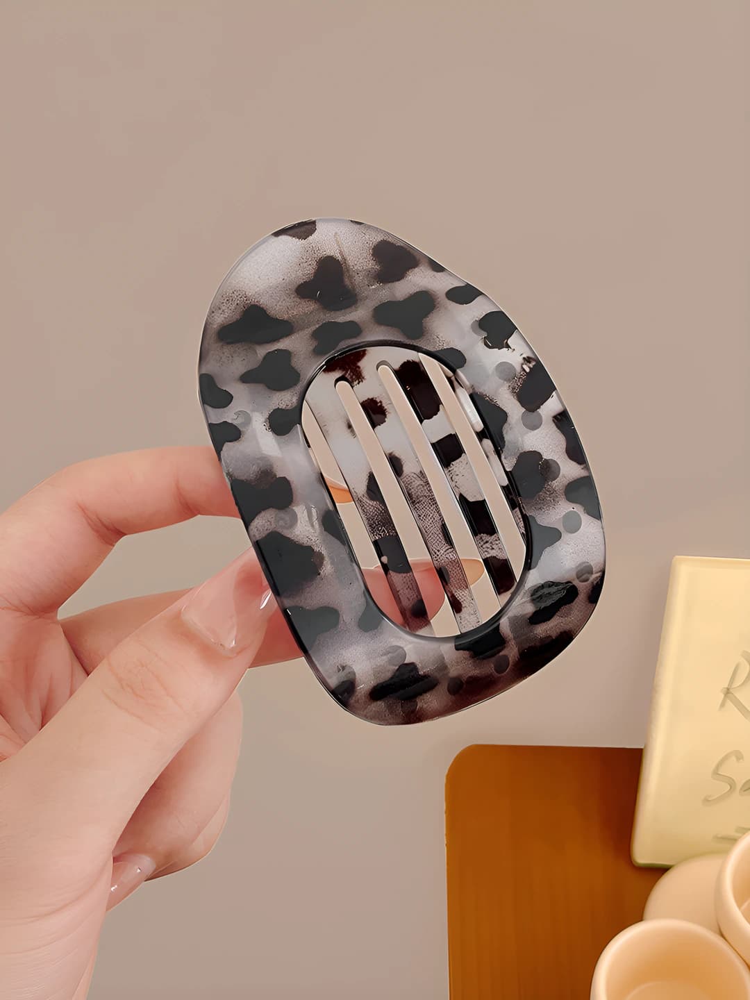 10# Grey leopard 10 cm