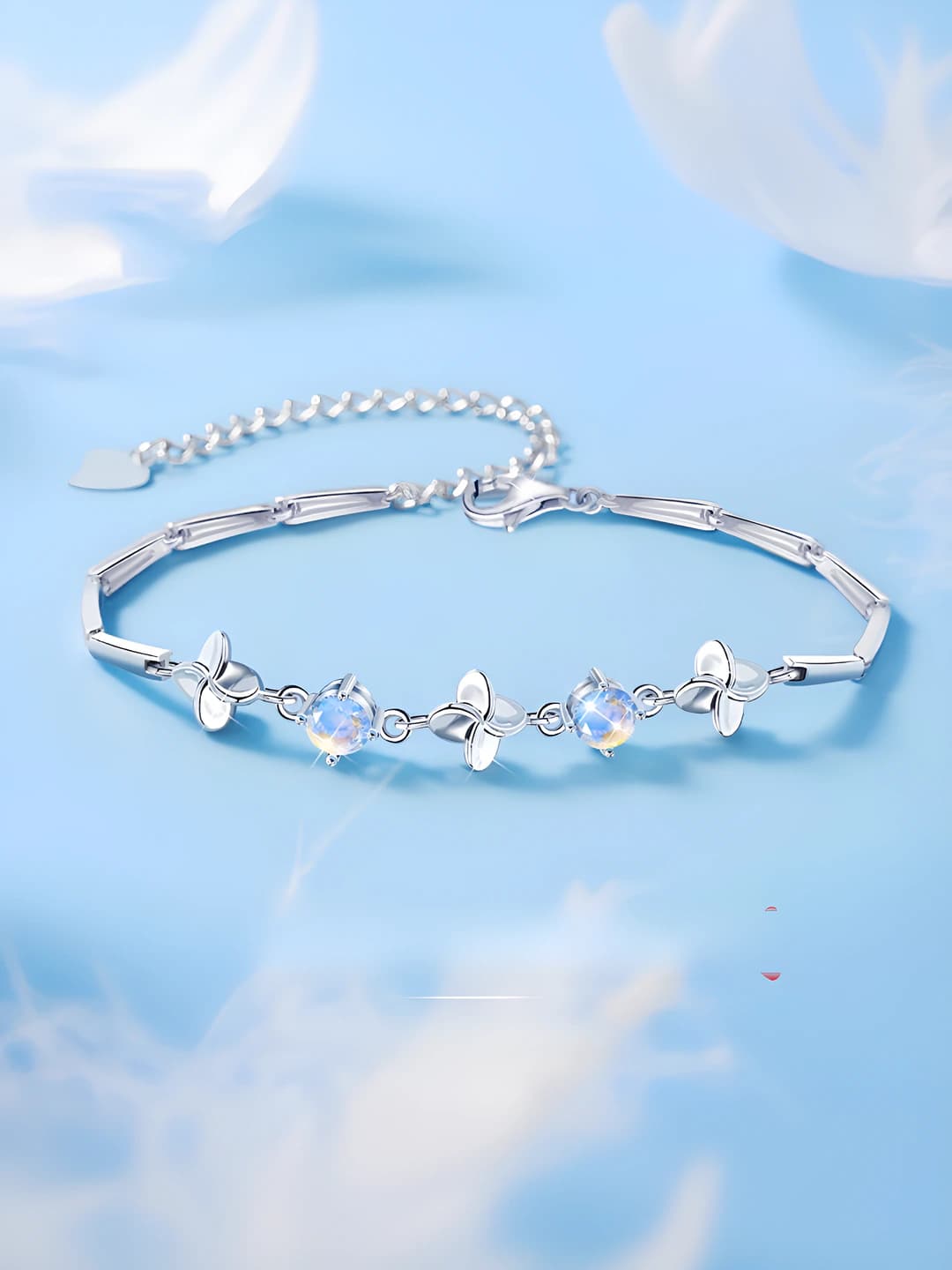 Four-leaf clover moonstone bracelet