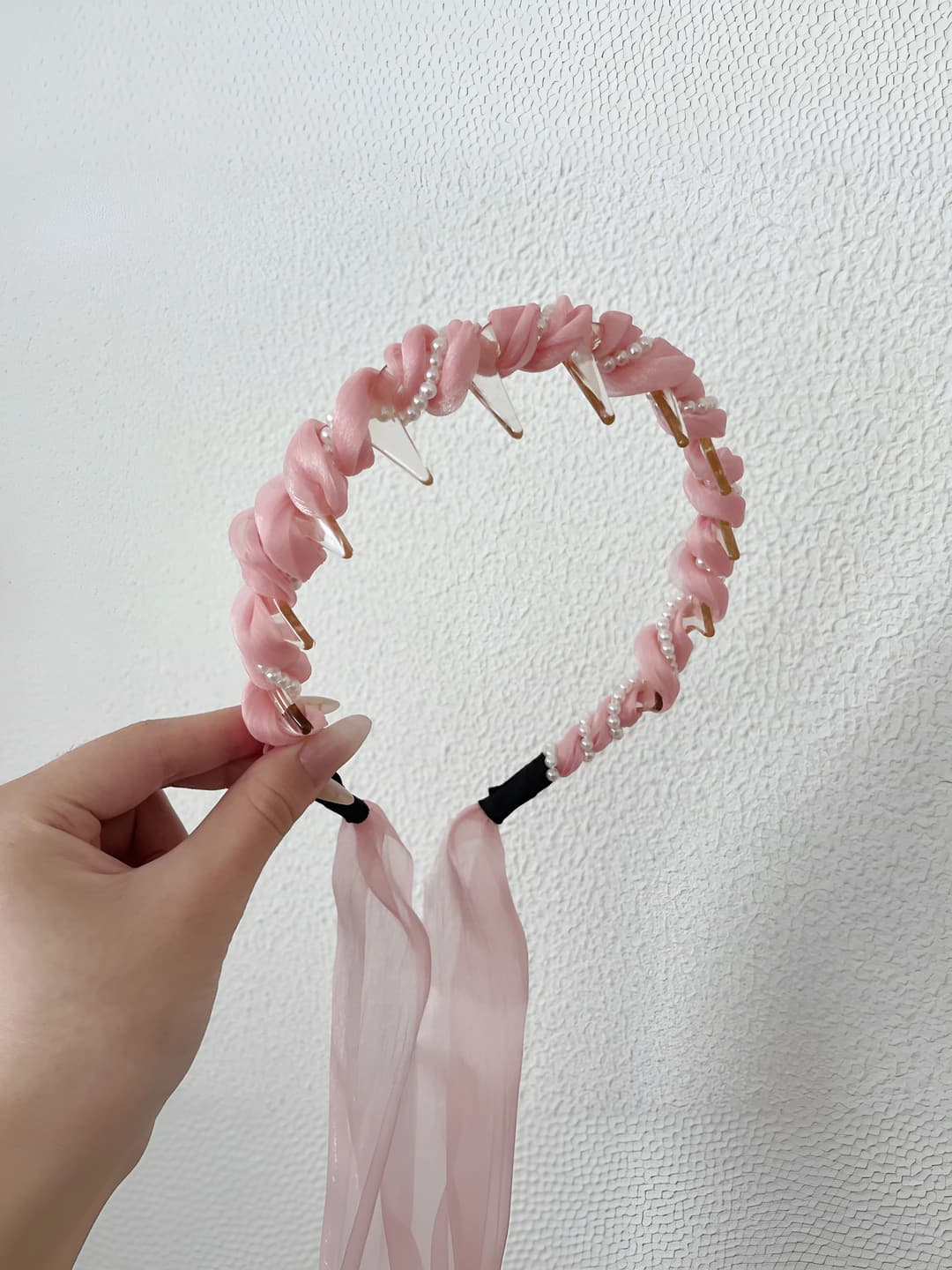 Wavy pearl headband pink