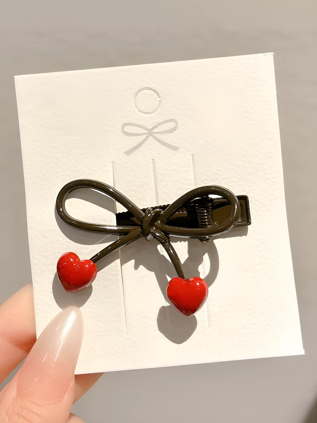 One [Red heart] bow hair clip