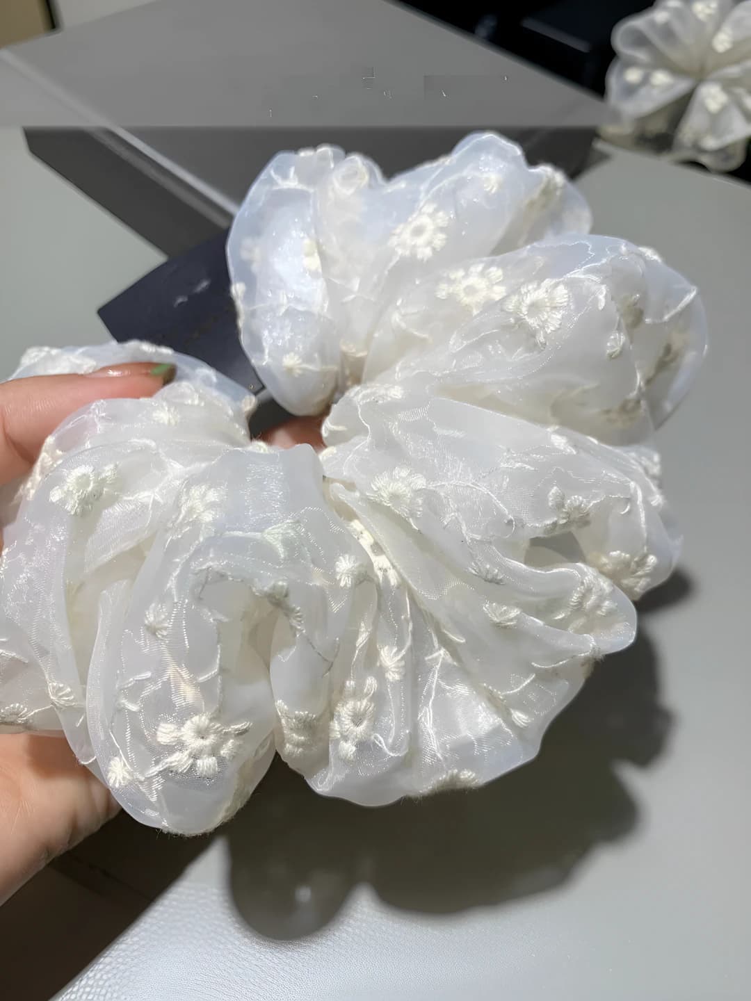 Women's lace embroidered flower hair scrunchie, double layer, high stretch, light luxury style