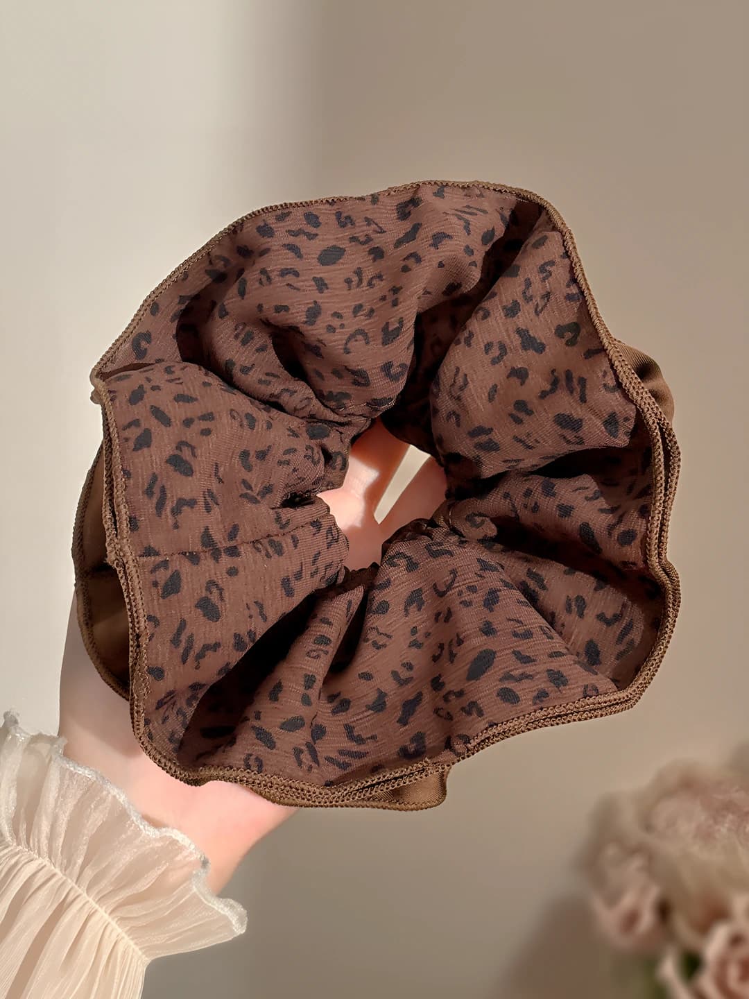 Dark coffee leopard scrunchie ~15 cm