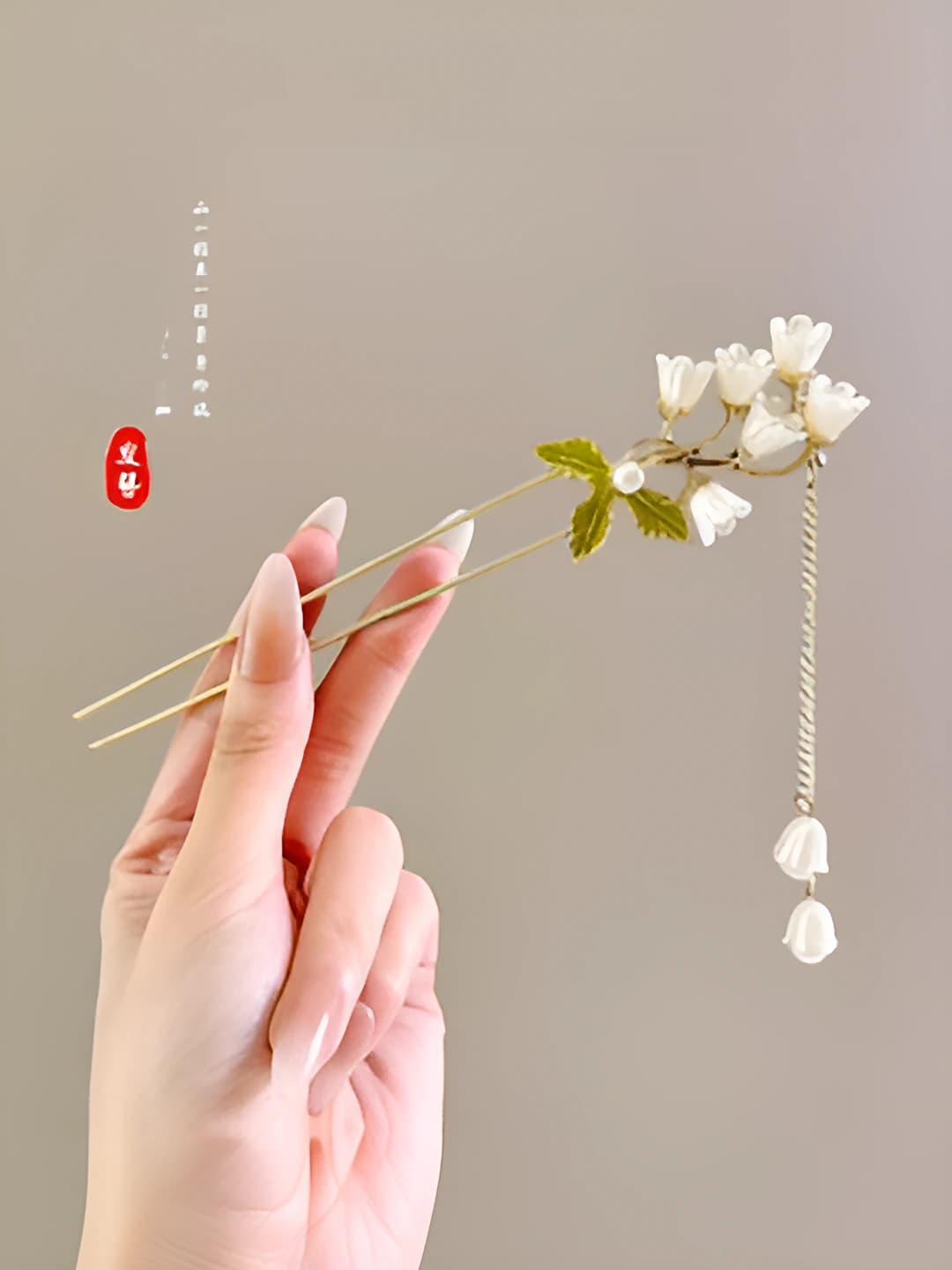 52# Alloy 6 pearl flower tassel pendant - gold (bagged) 17 cm