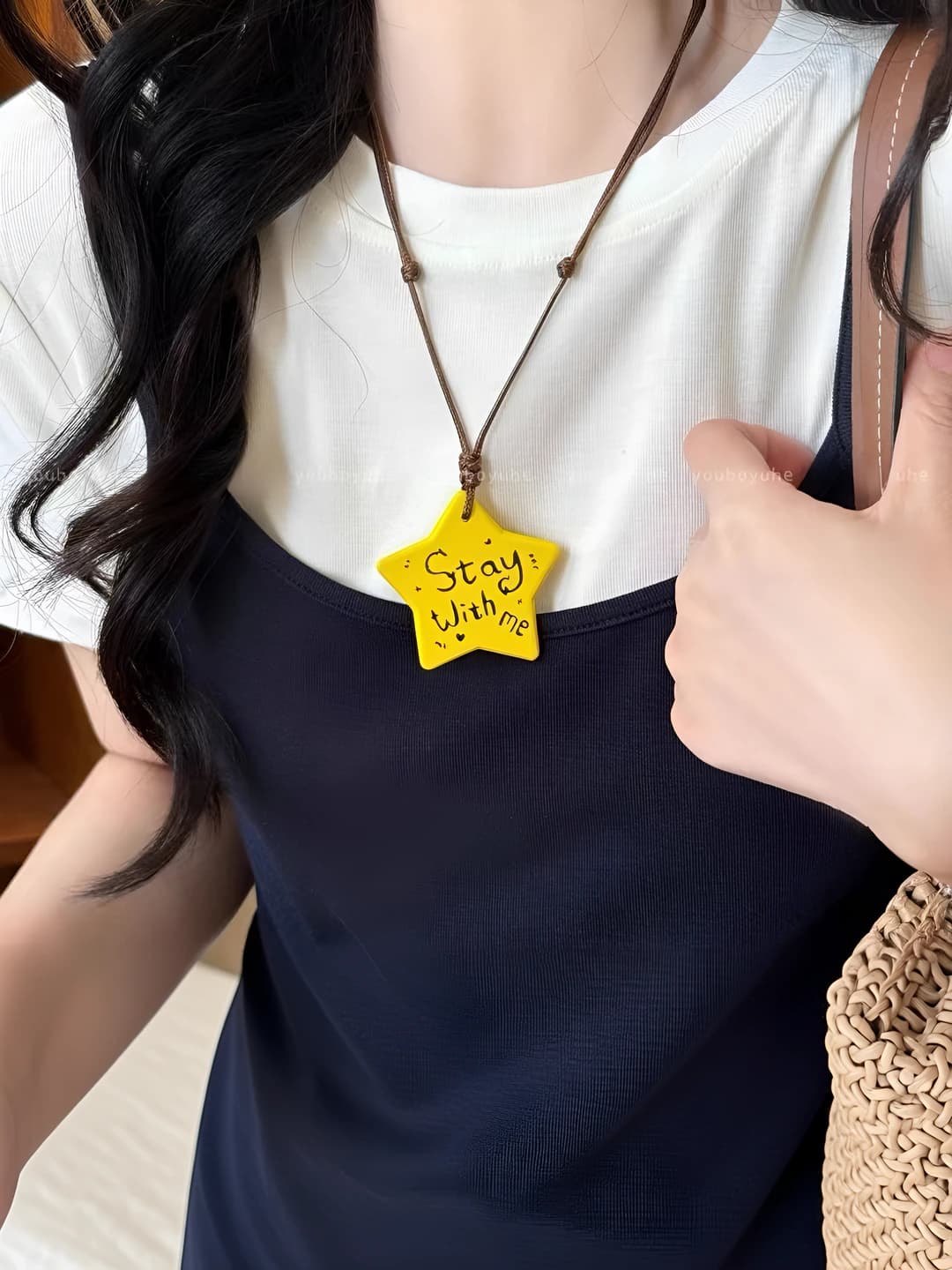 Yellow star necklace [1 pc]