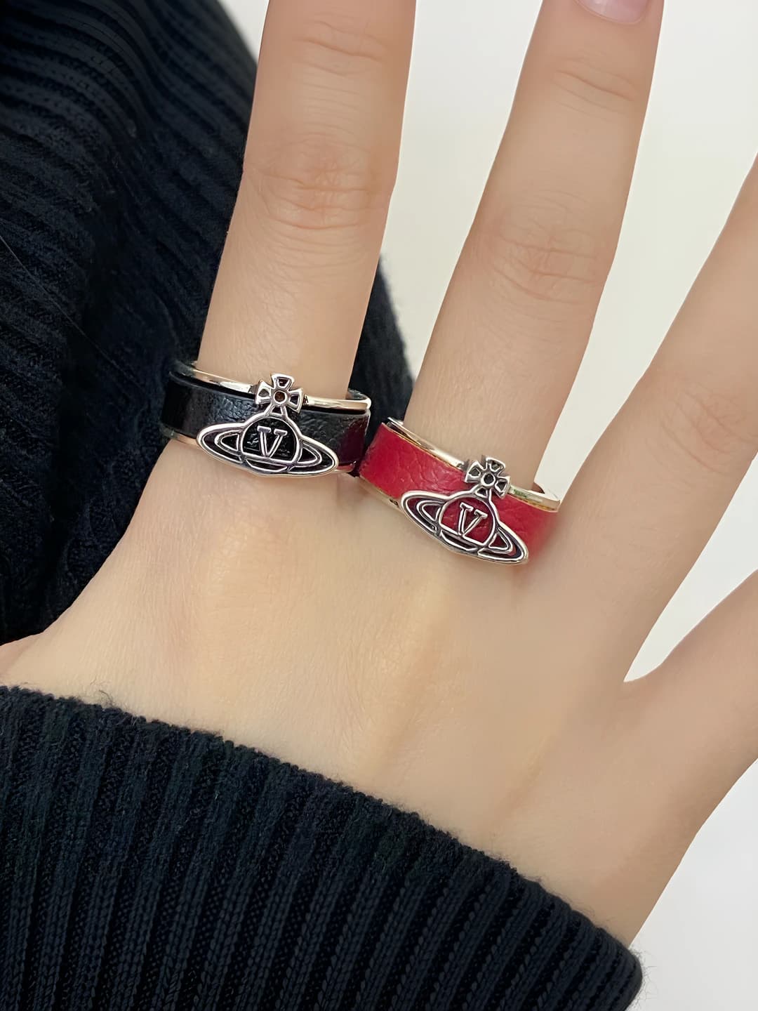 Women's silver retro leather Saturn ring design adjustable open ring