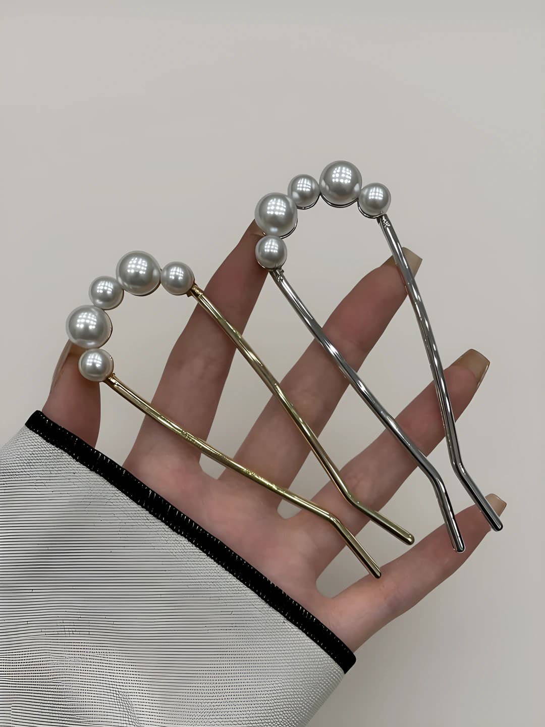 Women's U-shaped pearl hairpin for bun, simple and easy, OL style
