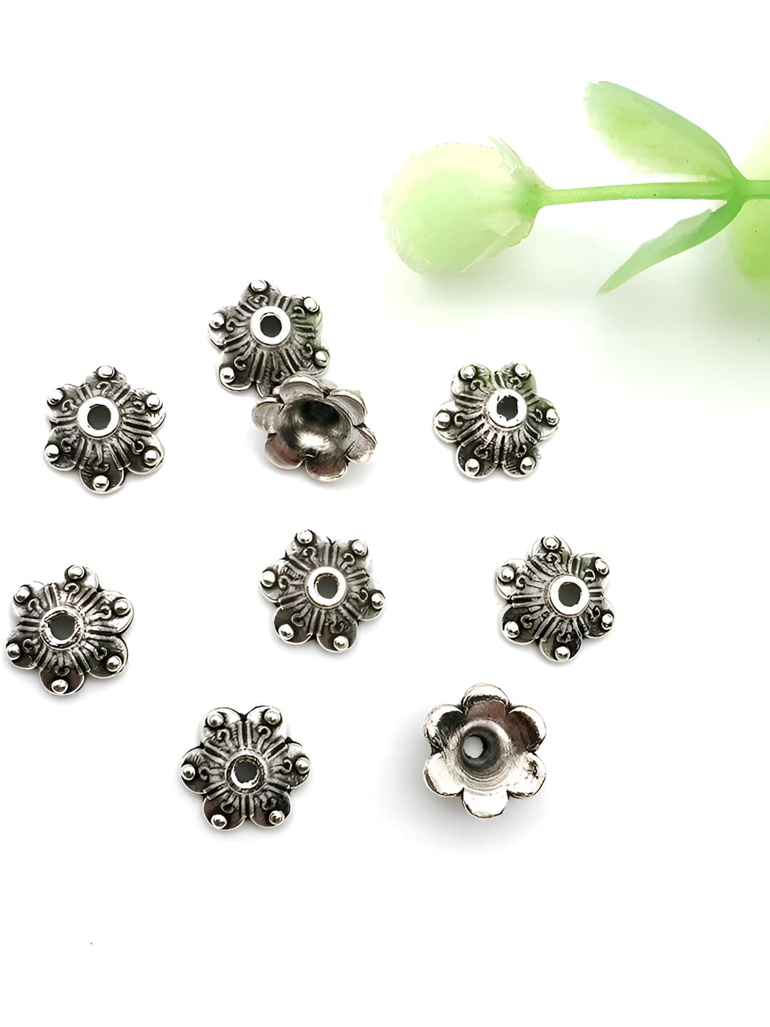 1 Flower cap 9x9mm-0.5g-1 hole-16325
