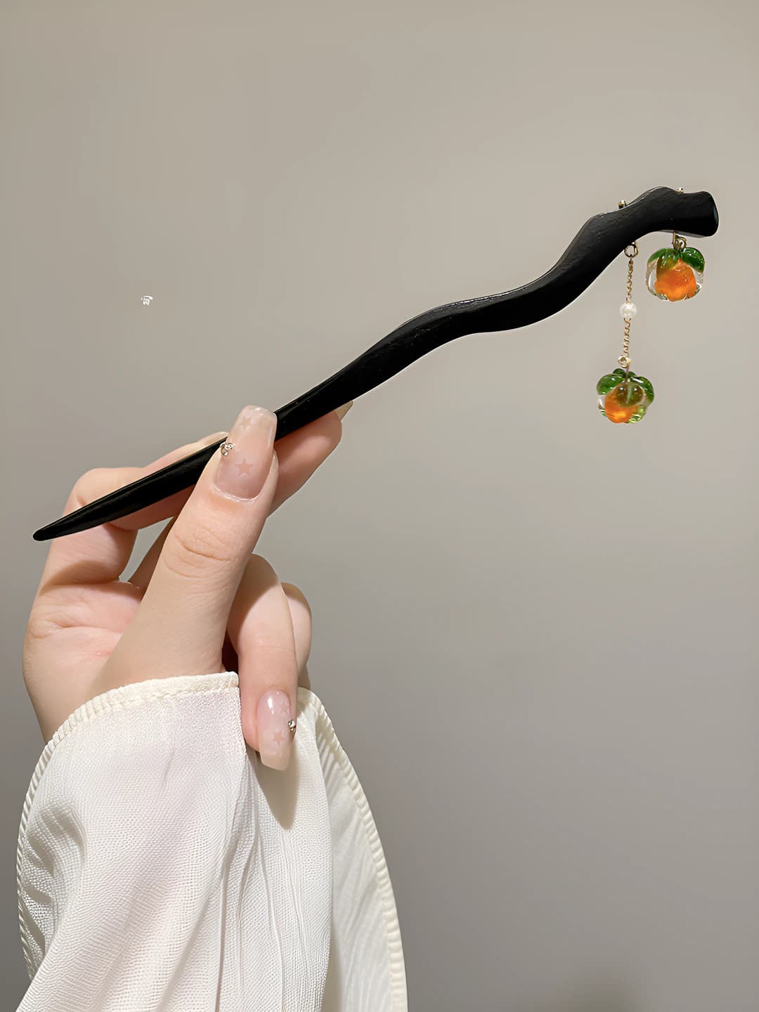 51# Persimmon hairpin