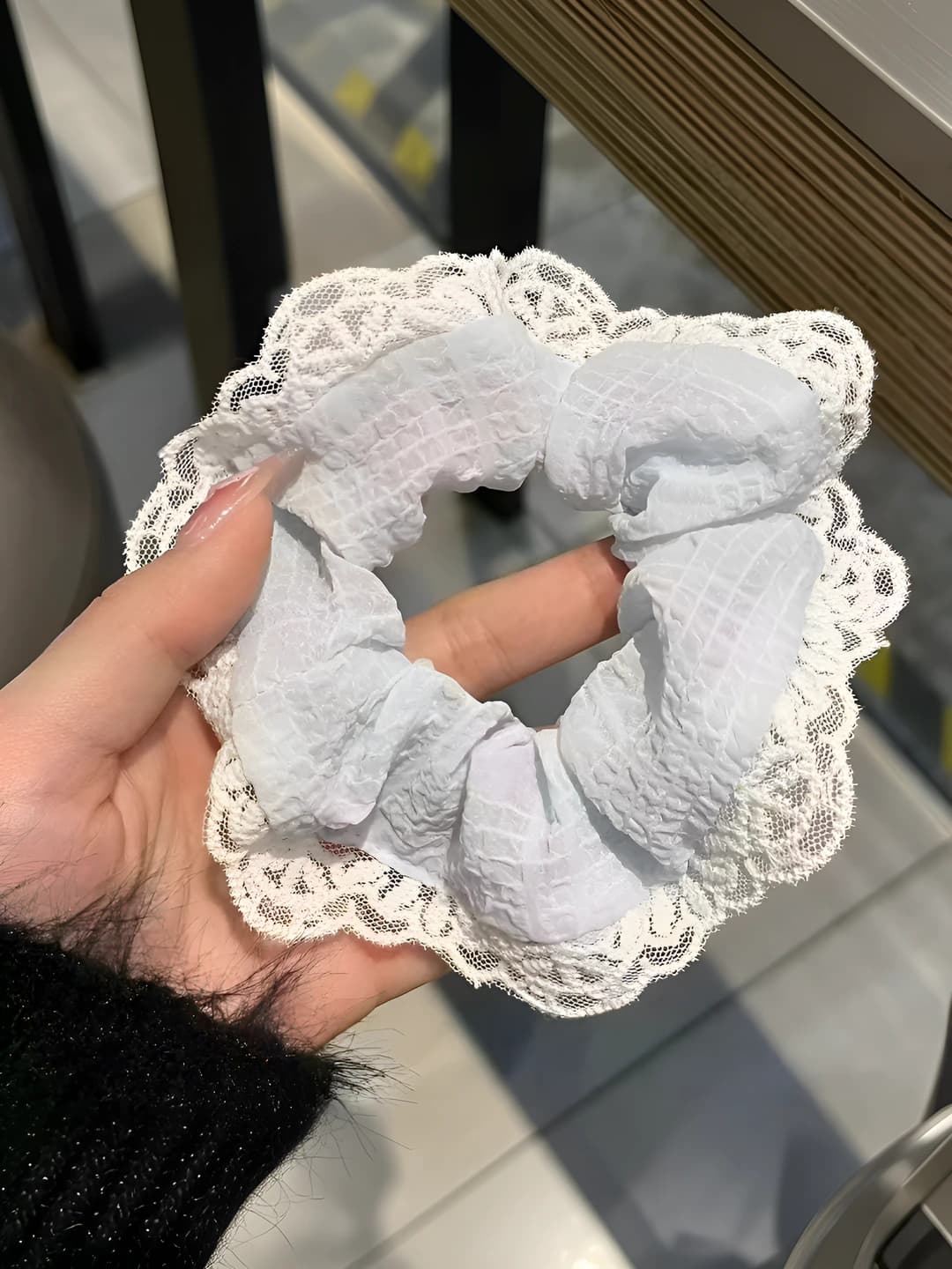 1# Lace blue hair tie