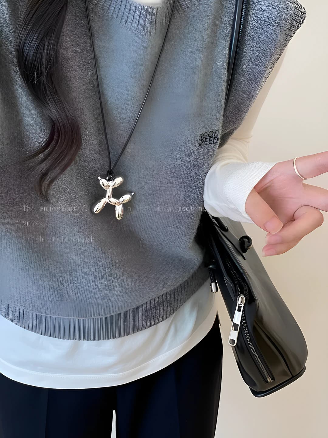 Silver dog necklace [1 pc]