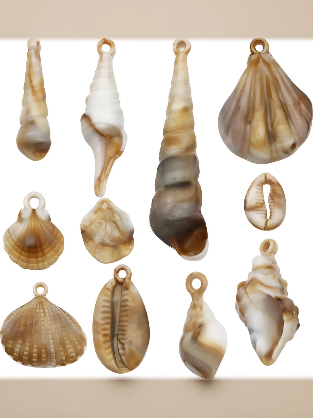 22 pcs acrylic shells, 52.5g