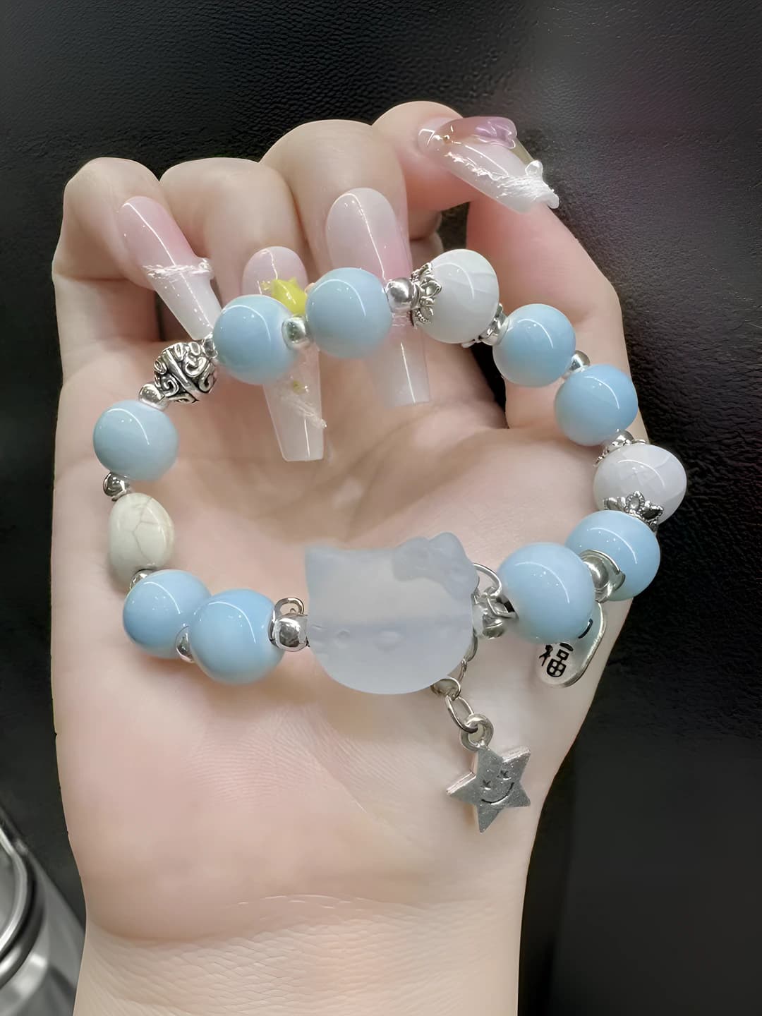 Semi-transparent blue kt cat bracelet [1 pc]